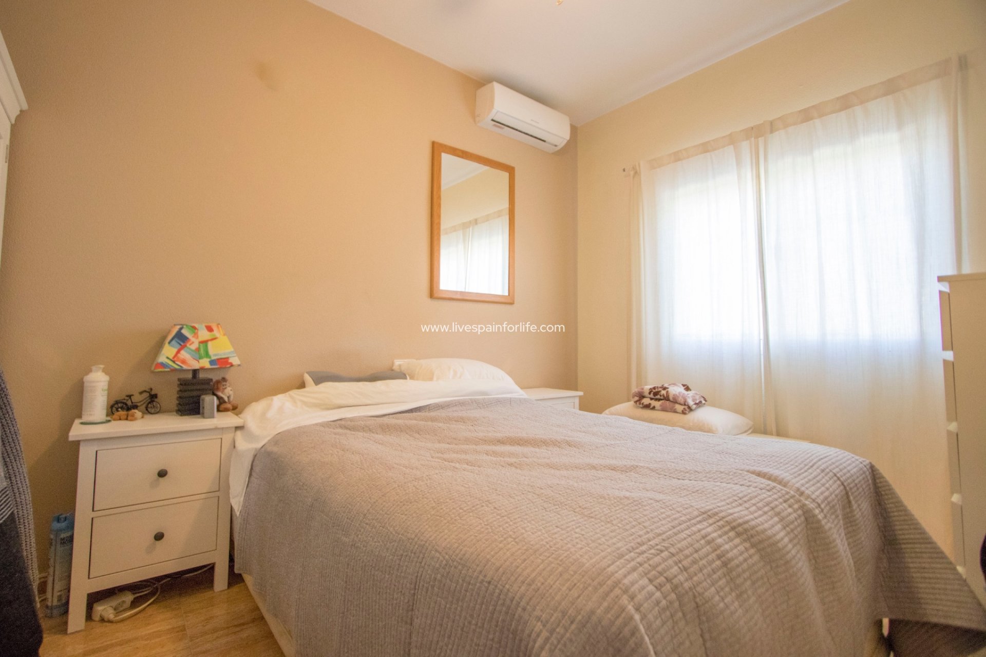 Resale - Country Property -
Catral