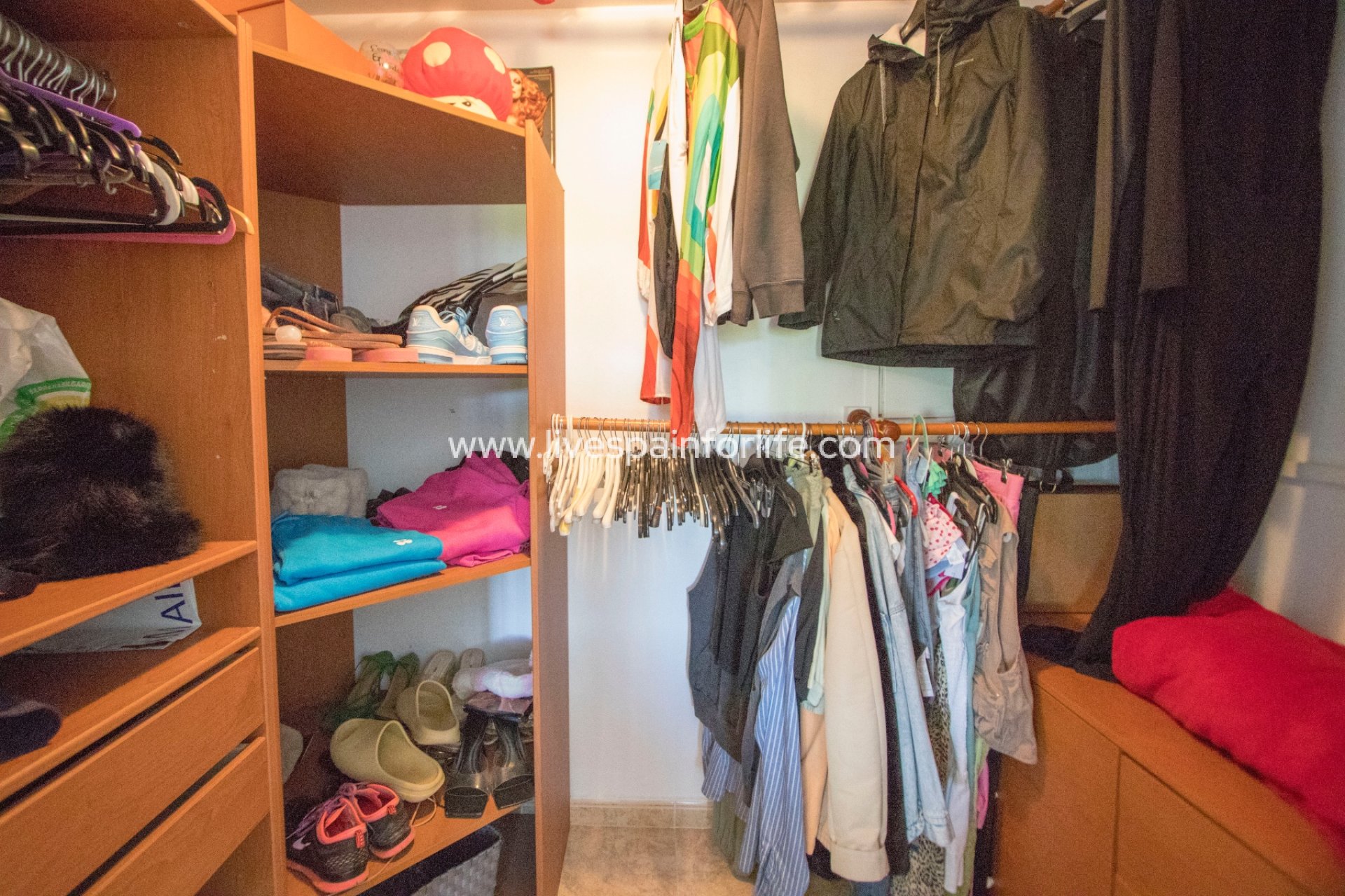 Resale - Country Property -
Catral