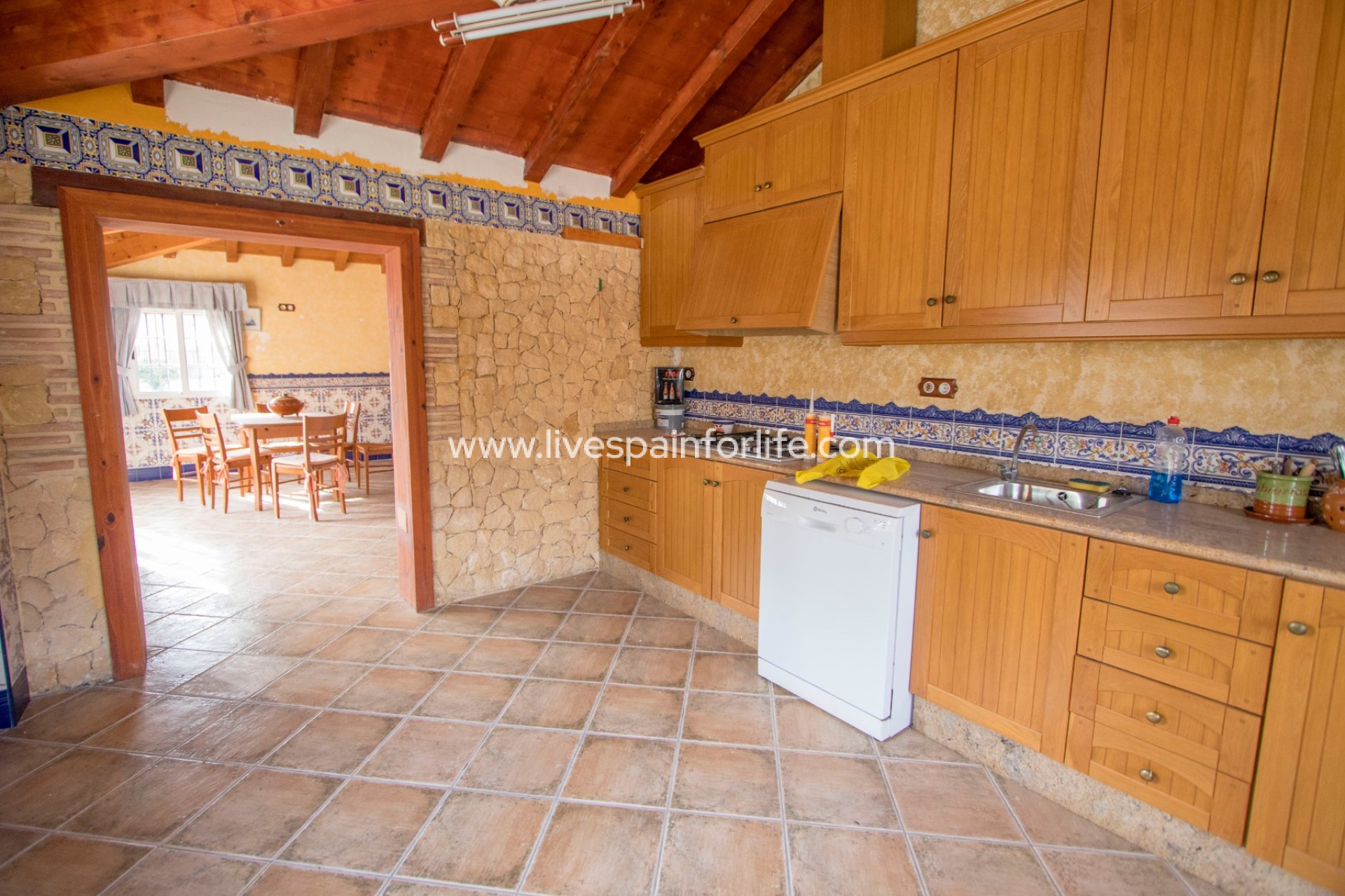 Resale - Country Property -
Catral