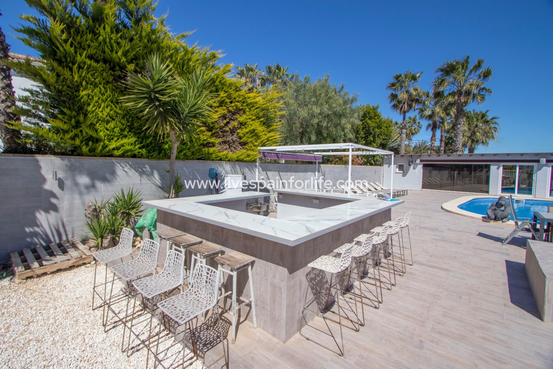 Resale - Country Property -
Catral