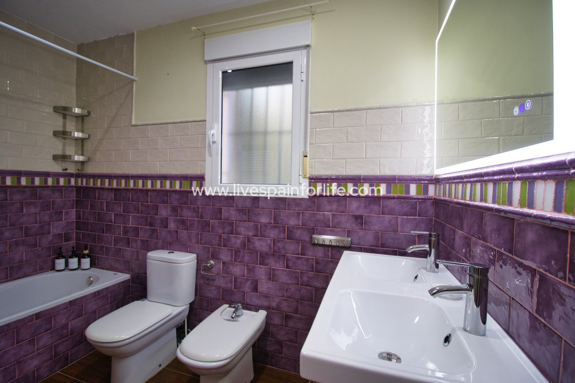 Resale - Country Property -
Catral