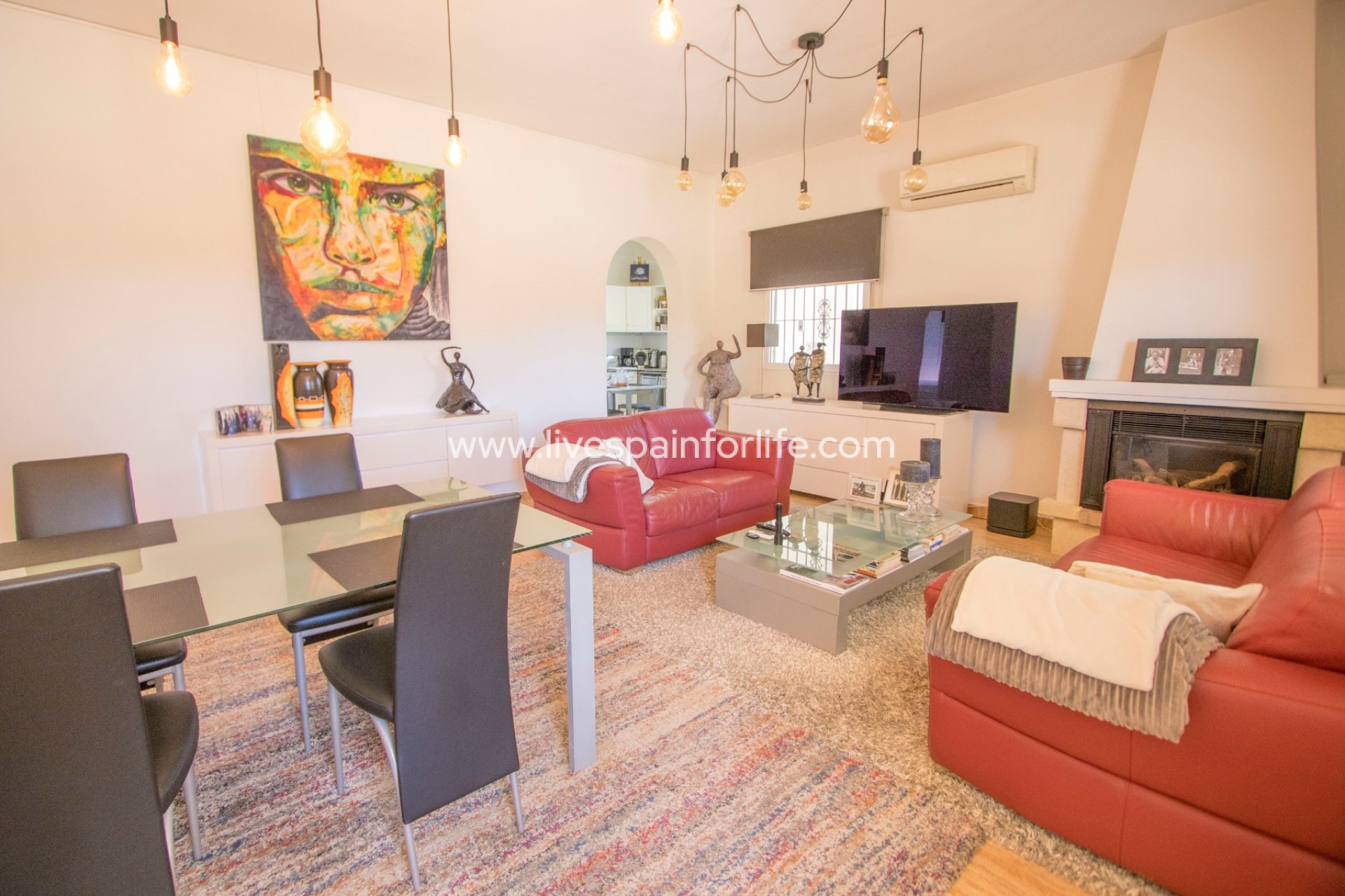 Resale - Country Property -
Catral