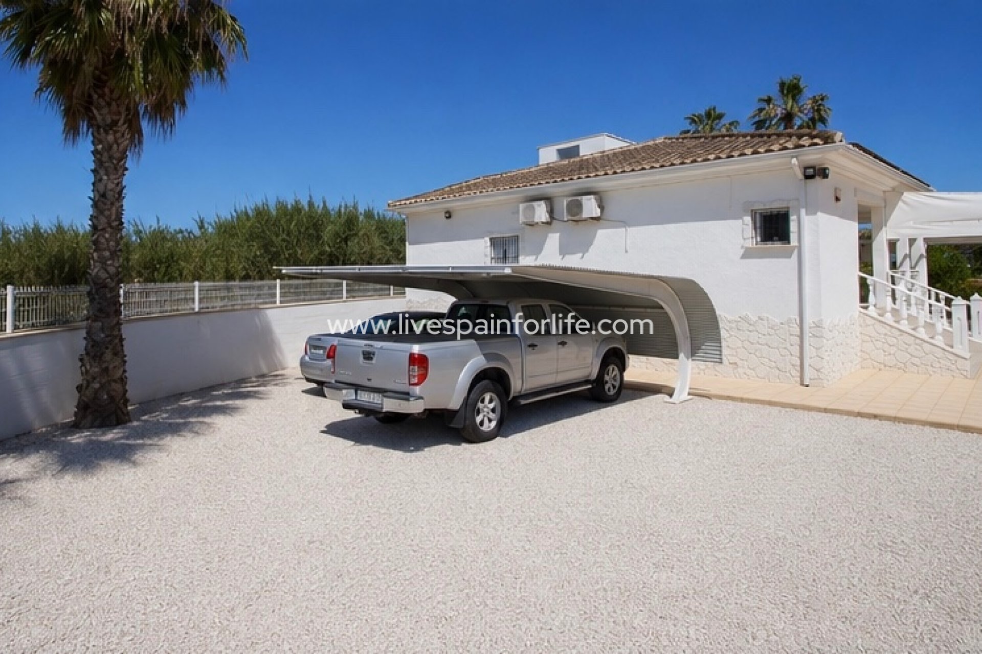 Resale - Country Property -
Catral