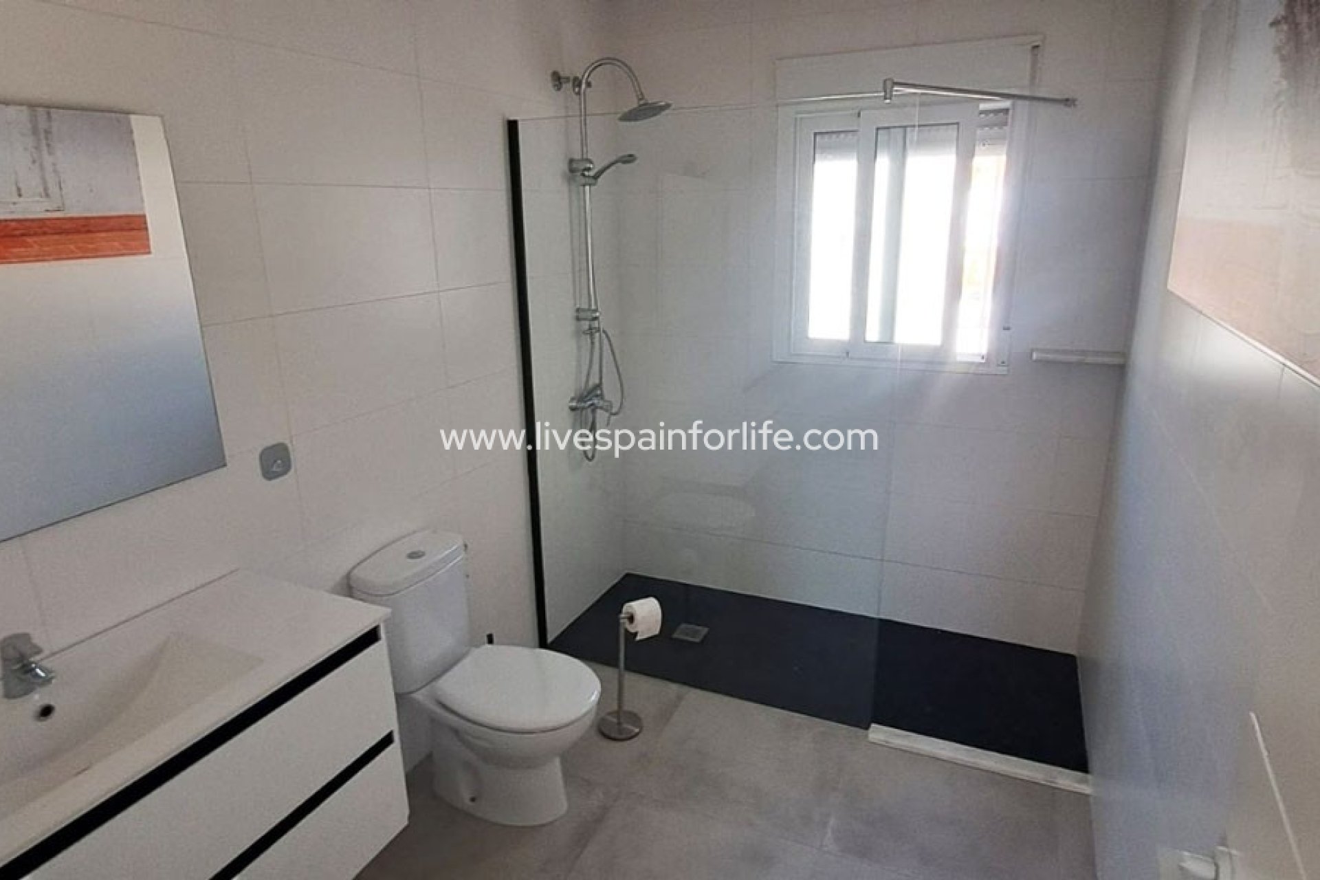 Resale - Country Property -
Catral