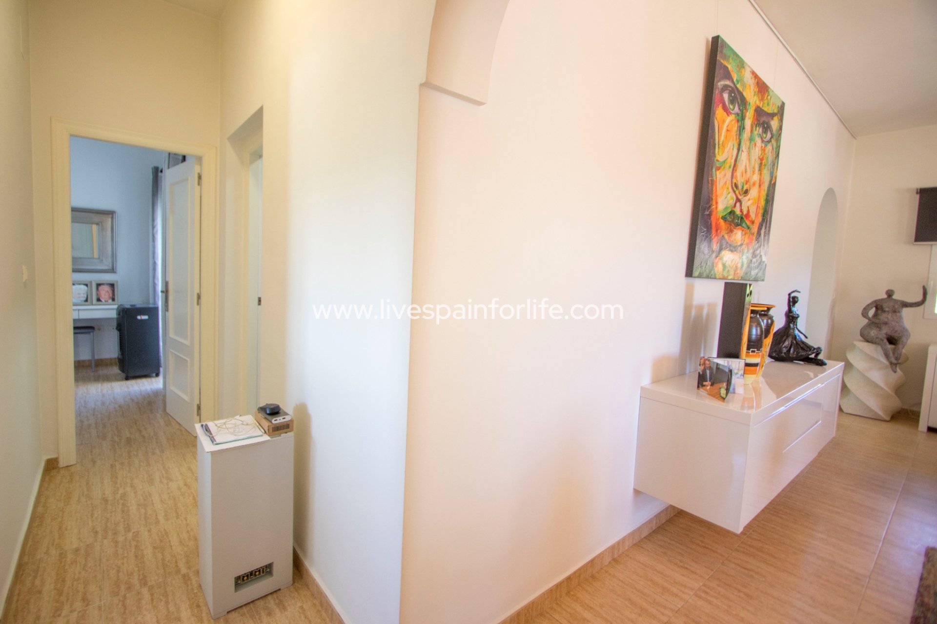 Resale - Country Property -
Catral