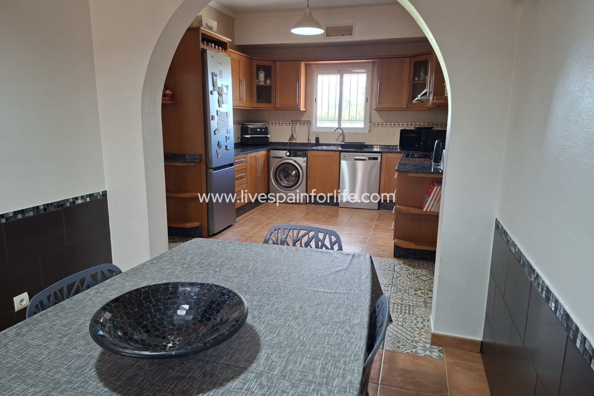 Resale - Country Property -
Catral