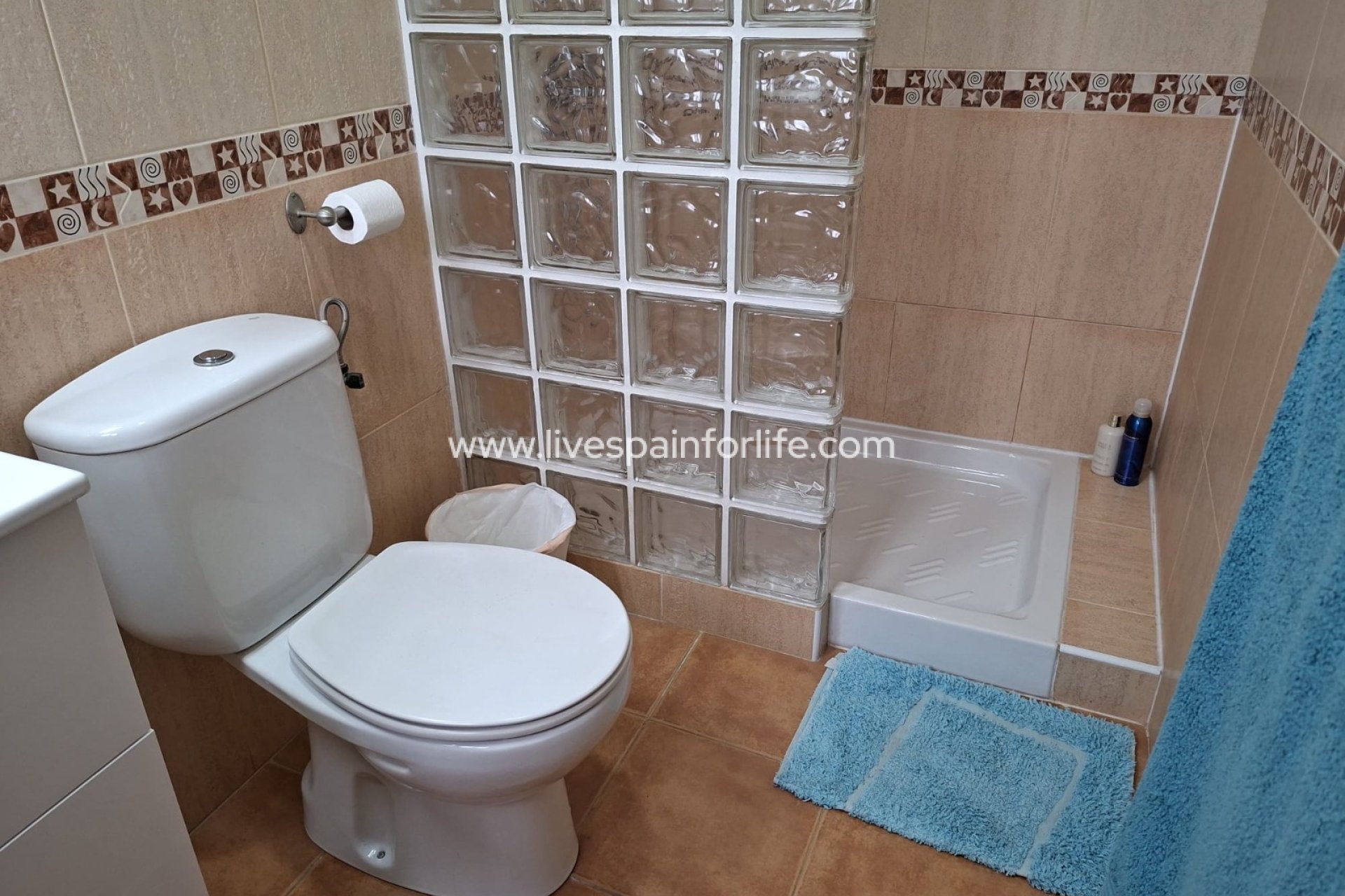 Resale - Country Property -
Catral