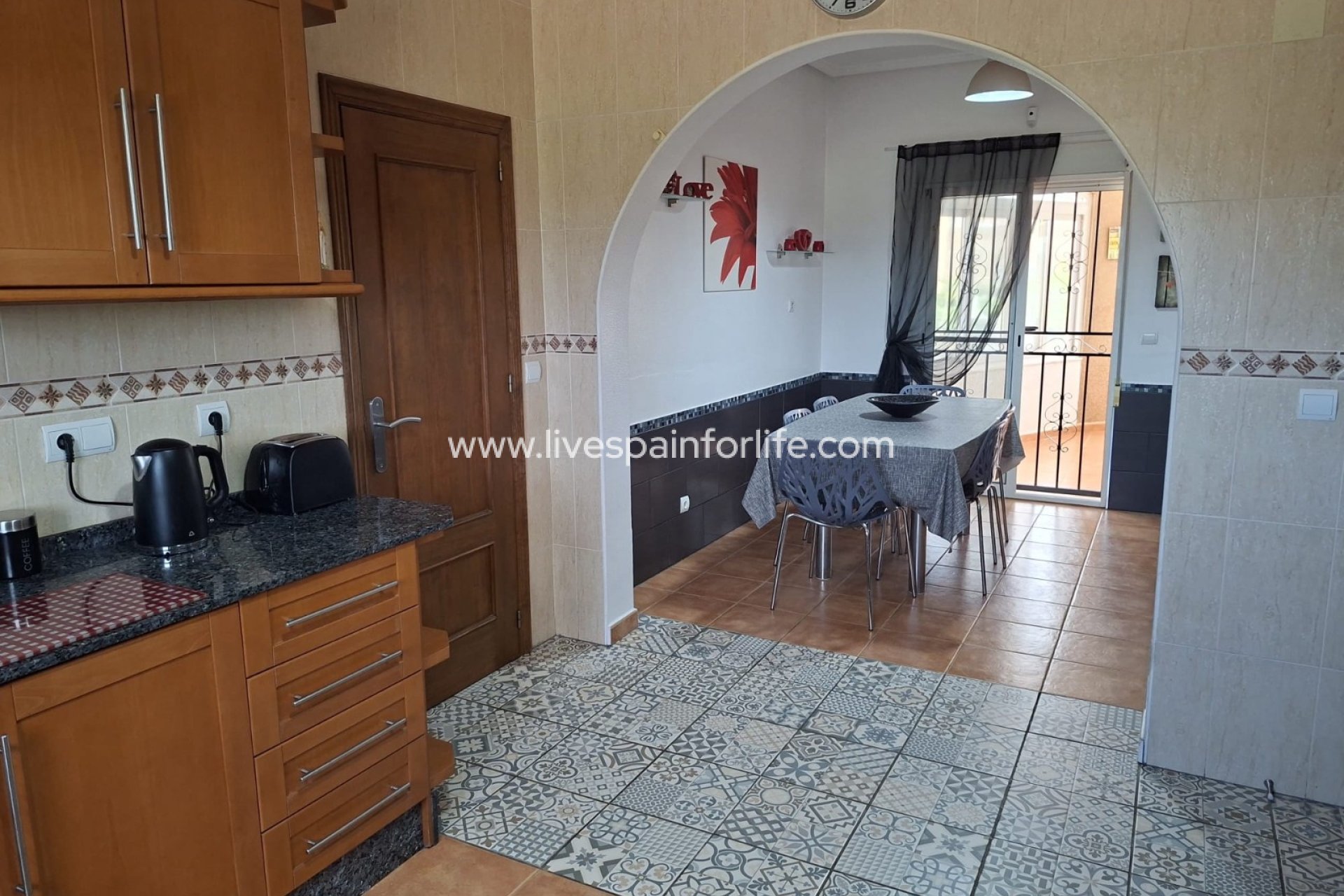 Resale - Country Property -
Catral