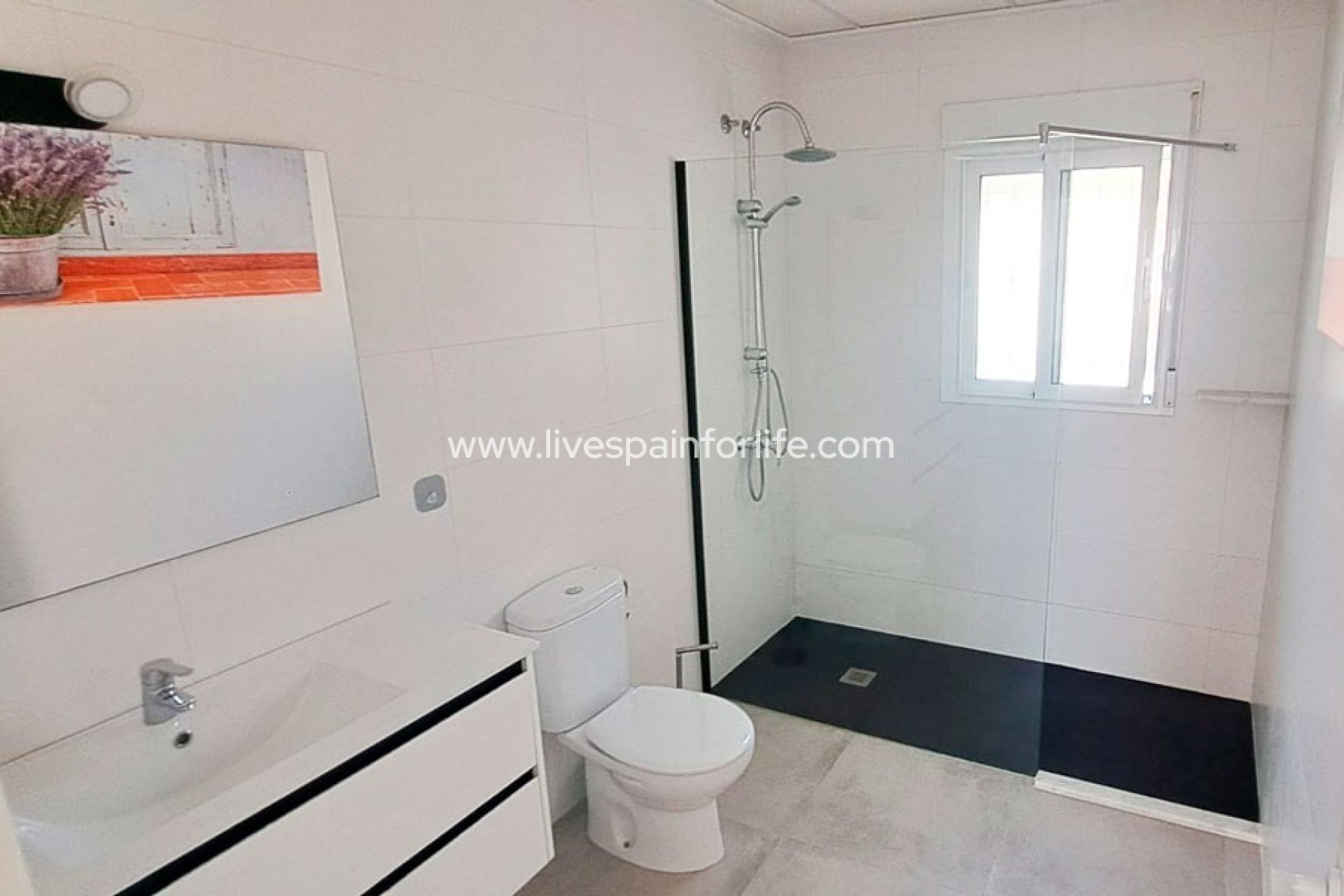 Resale - Country Property -
Catral