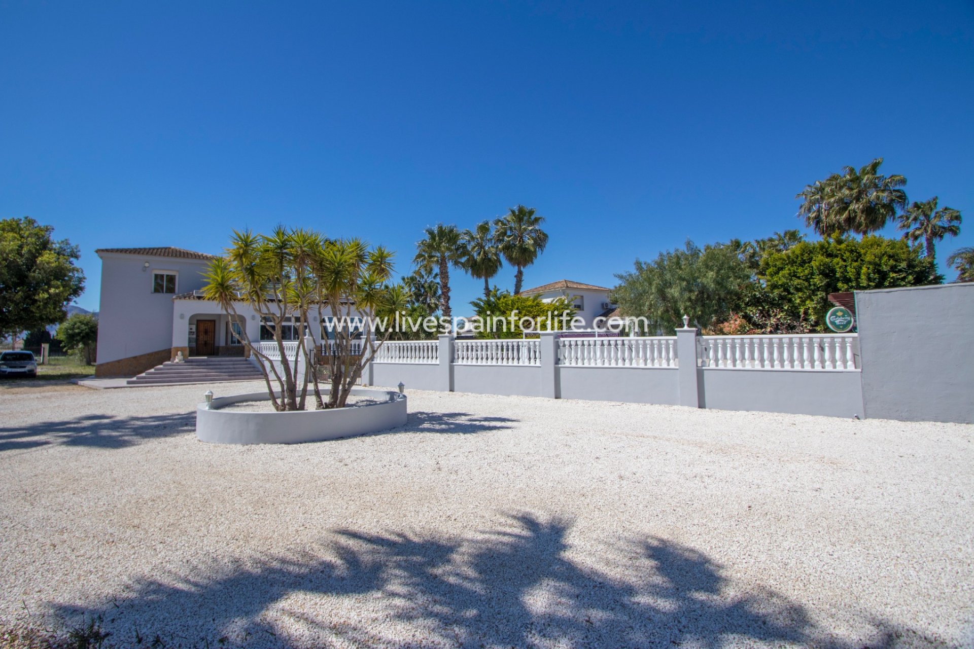 Resale - Country Property -
Catral