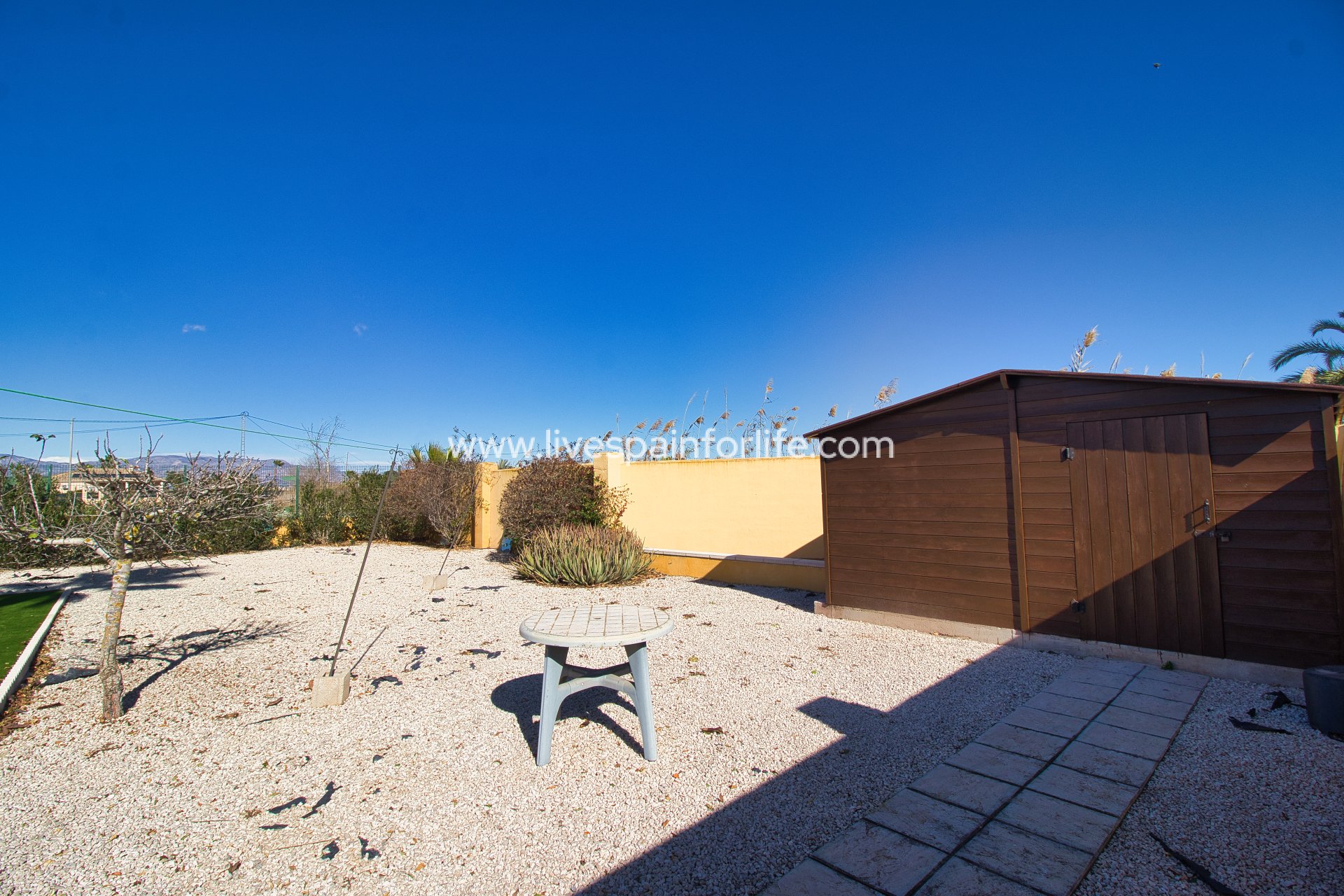 Resale - Country Property -
Catral