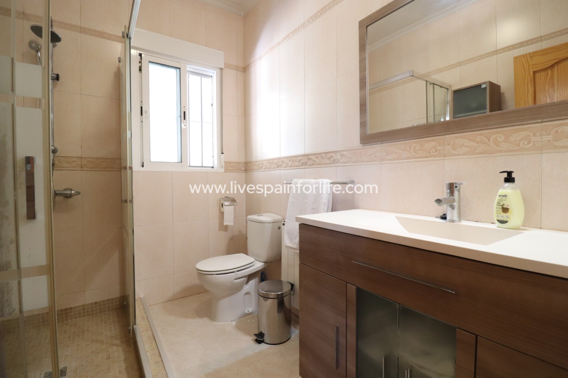 Resale - Country Property -
Catral
