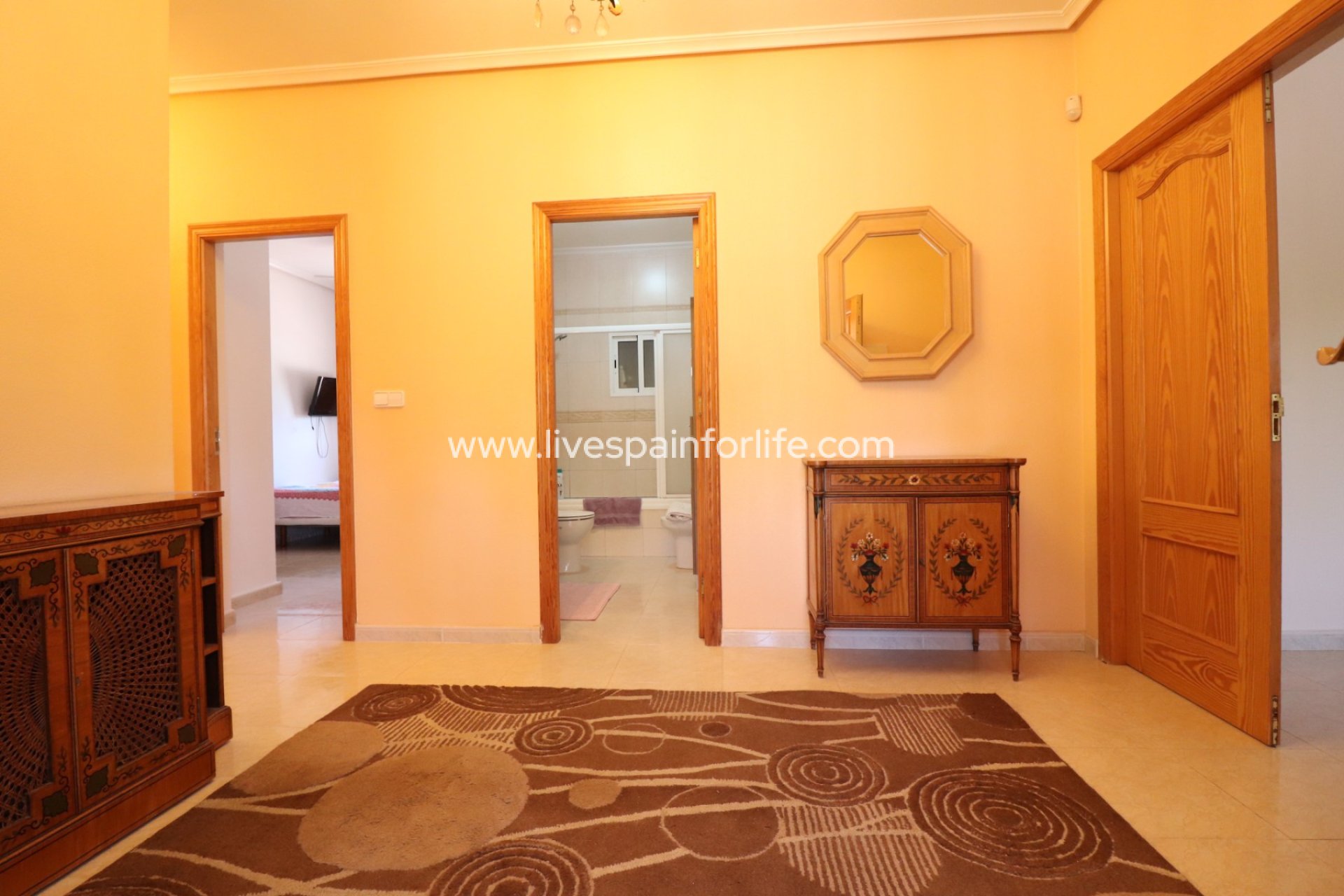 Resale - Country Property -
Catral