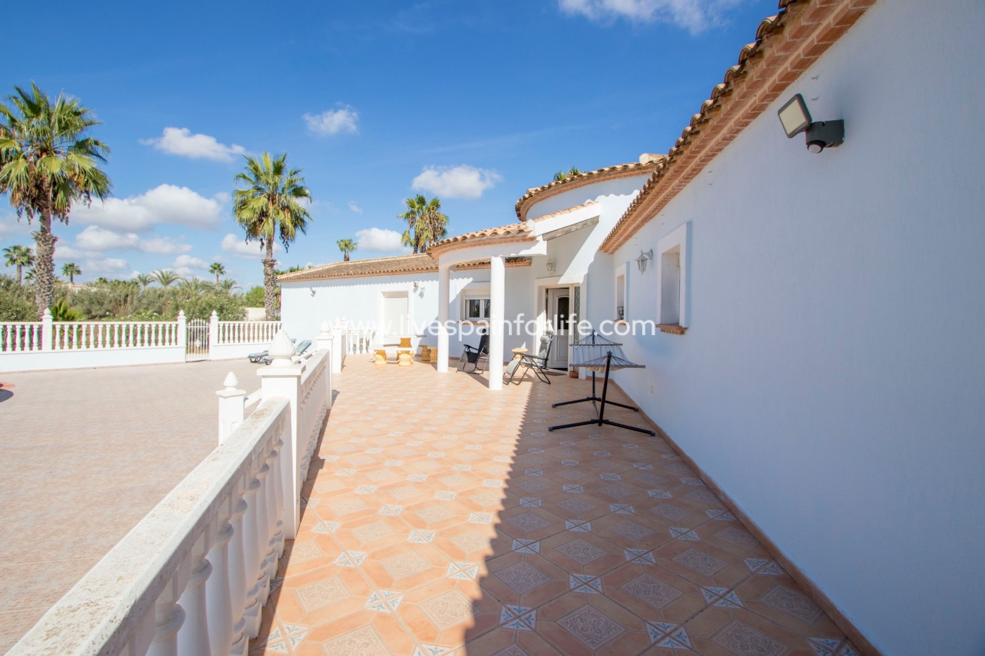 Resale - Country Property -
Catral