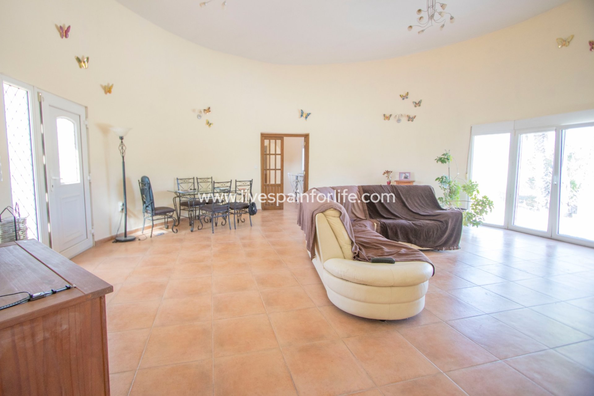 Resale - Country Property -
Catral