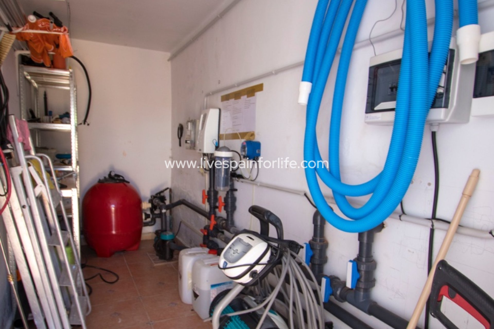 Resale - Country Property -
Catral
