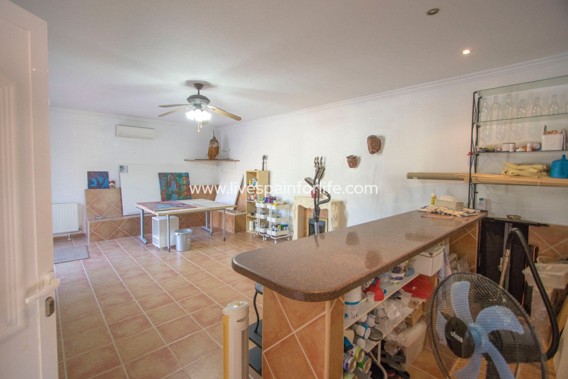 Resale - Country Property -
Catral