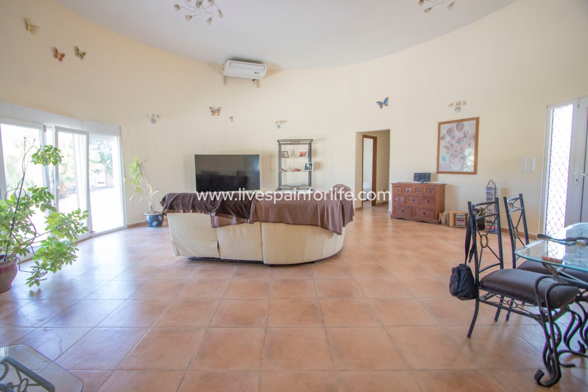 Resale - Country Property -
Catral