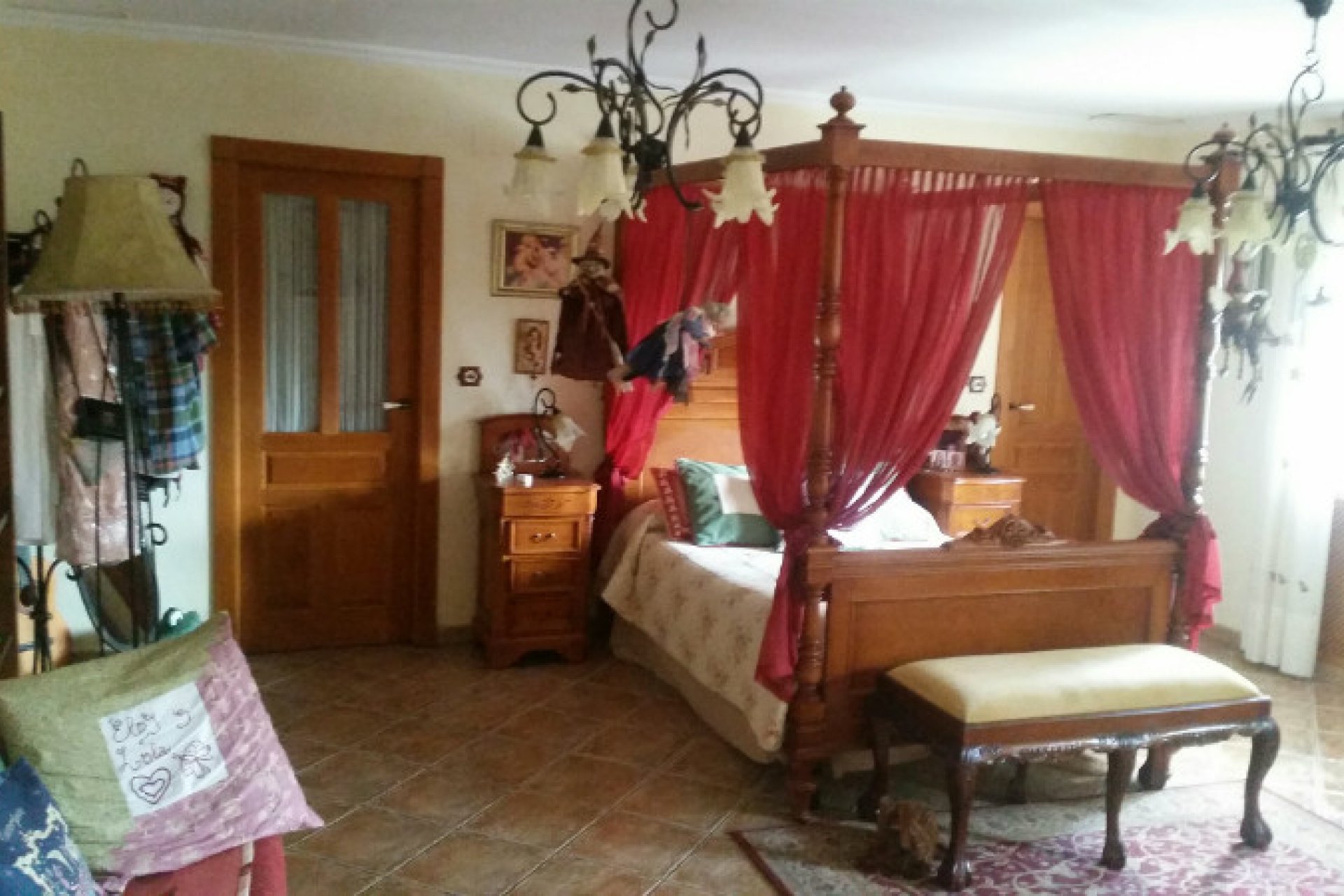 Resale - Country Property -
Catral