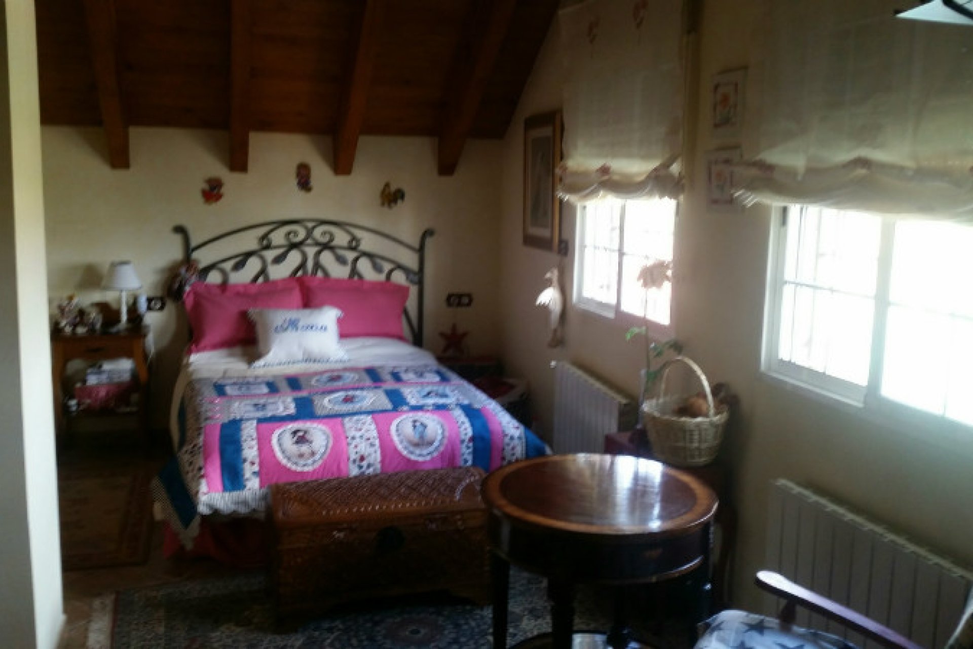 Resale - Country Property -
Catral