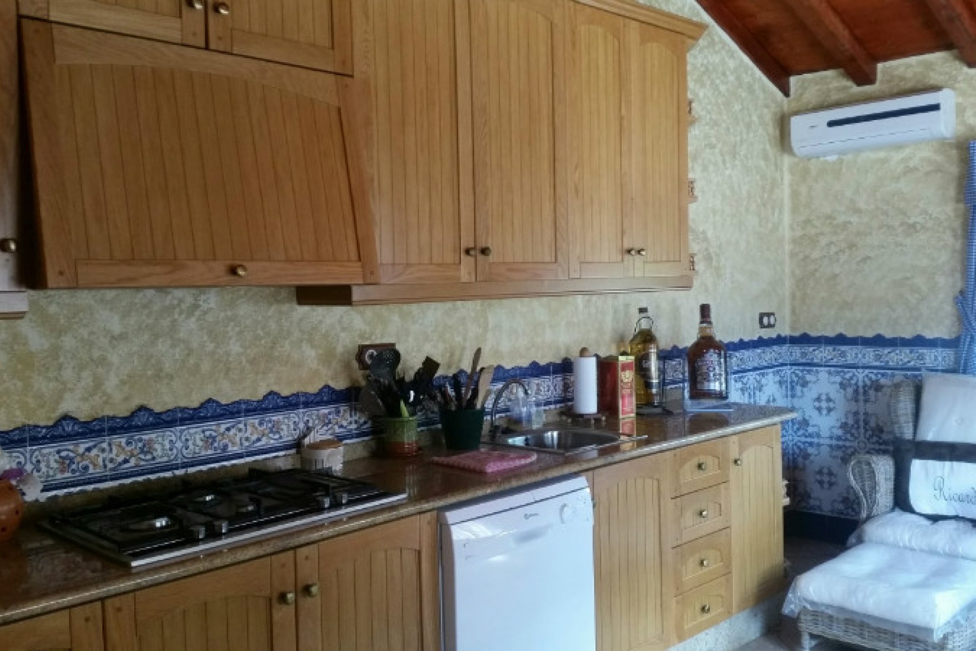 Resale - Country Property -
Catral