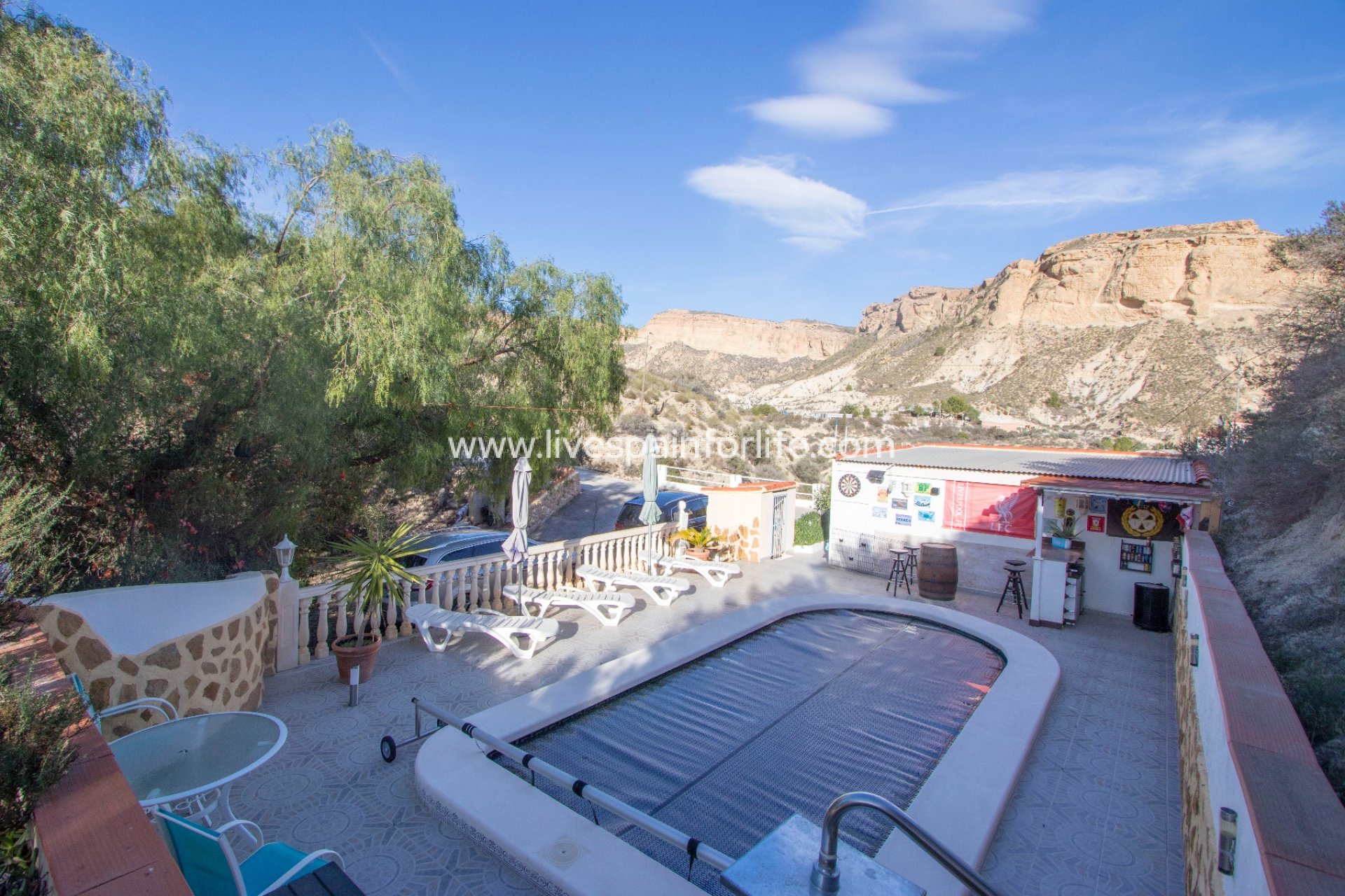 Resale - Country Property -
Crevillent