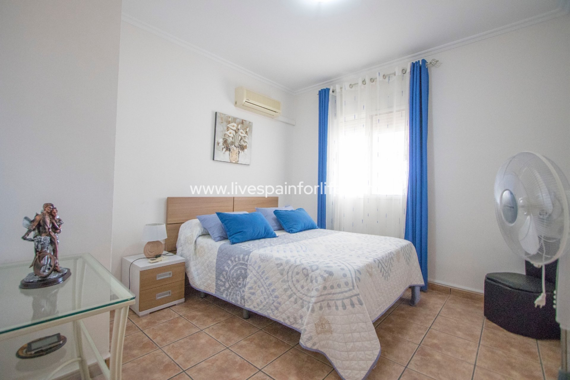 Resale - Country Property -
Crevillent