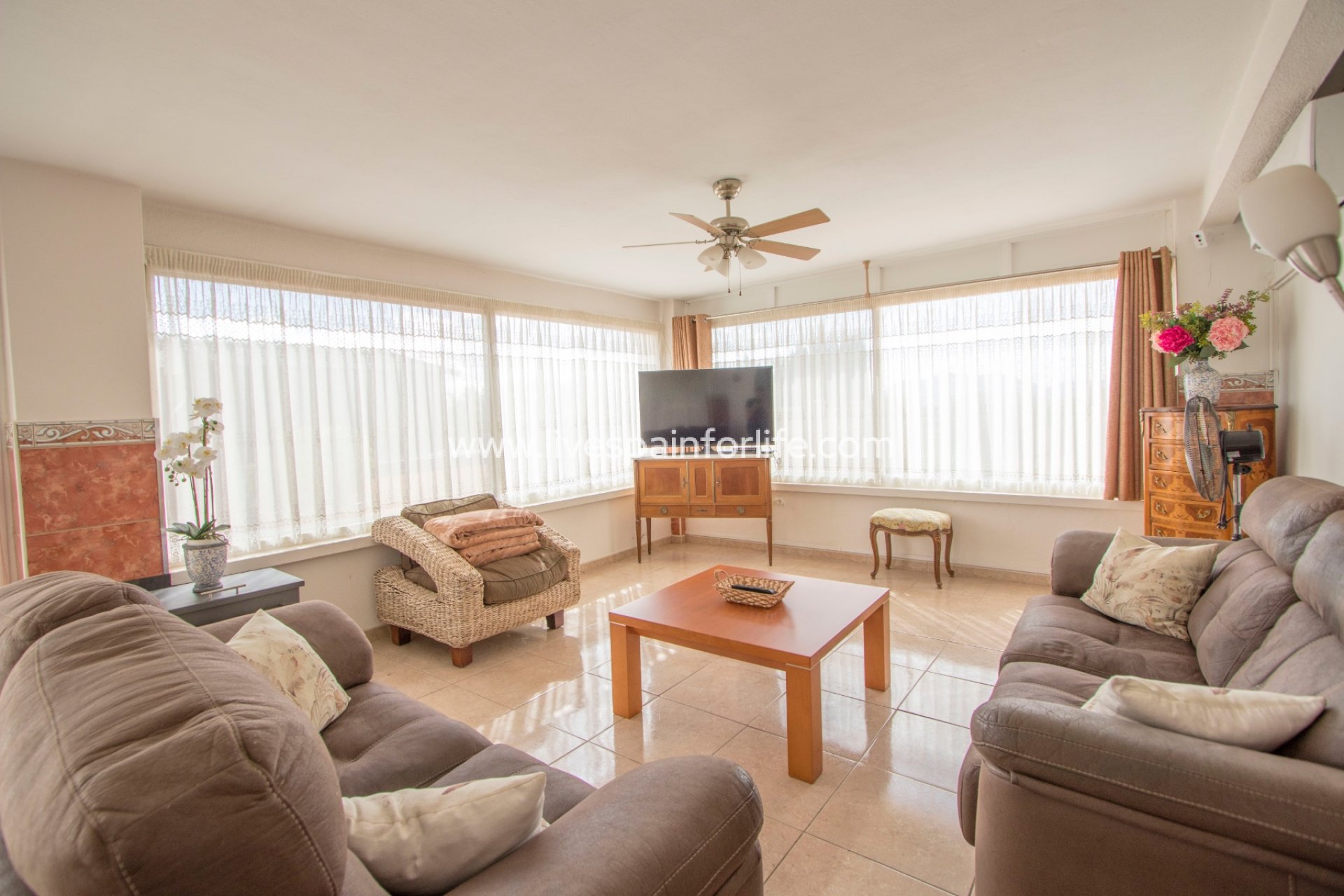 Resale - Country Property -
Crevillent