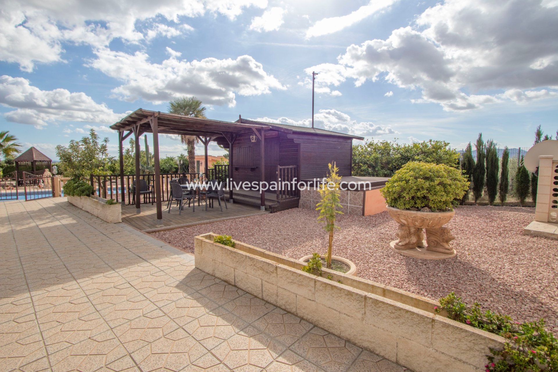 Resale - Country Property -
Crevillent