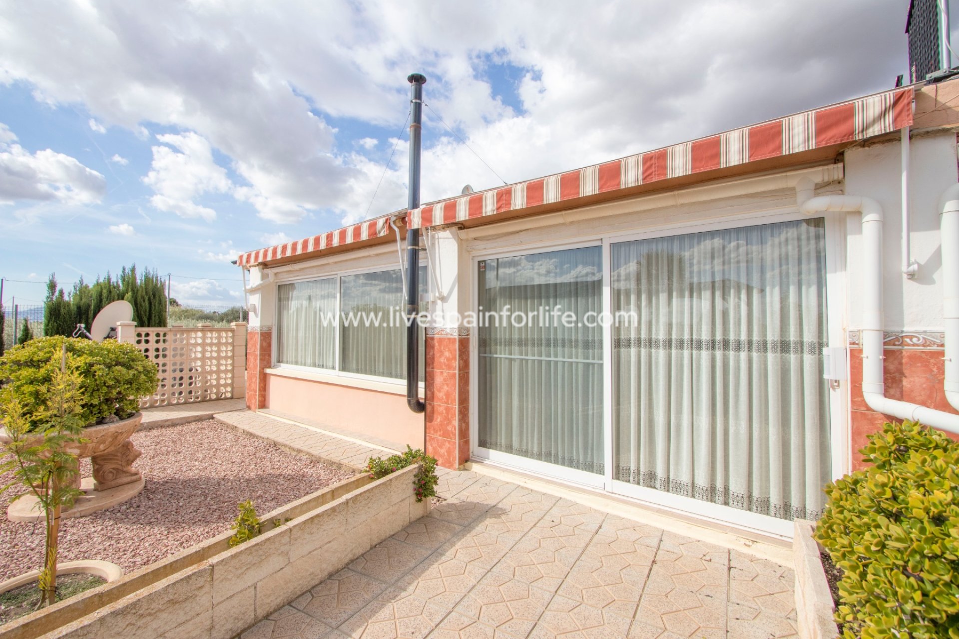 Resale - Country Property -
Crevillent