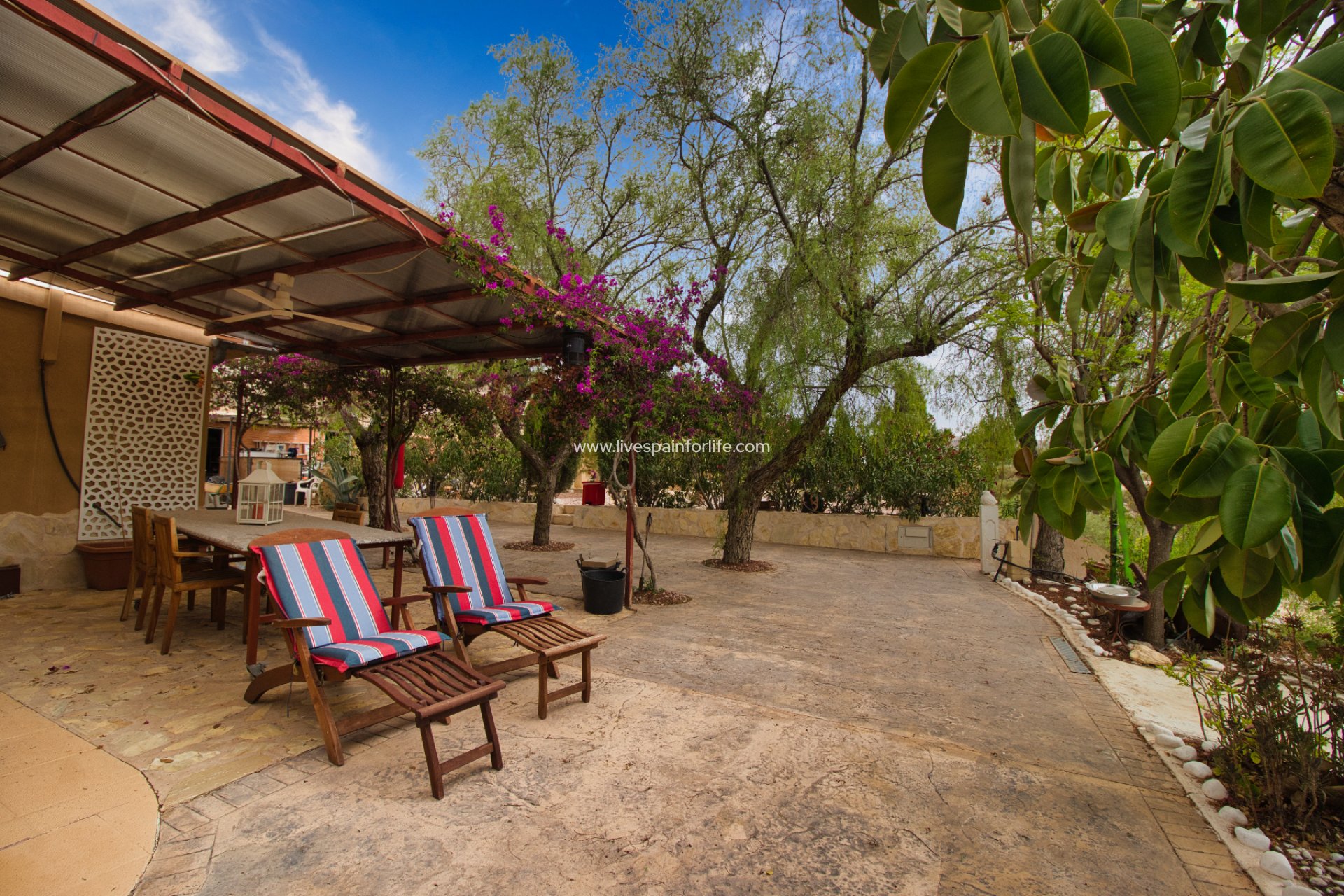 Resale - Country Property -
Crevillent