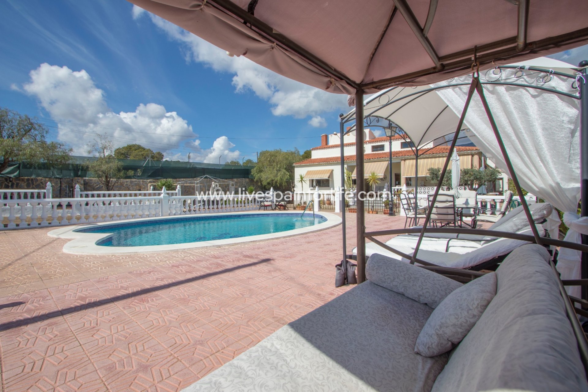 Resale - Country Property -
Crevillent