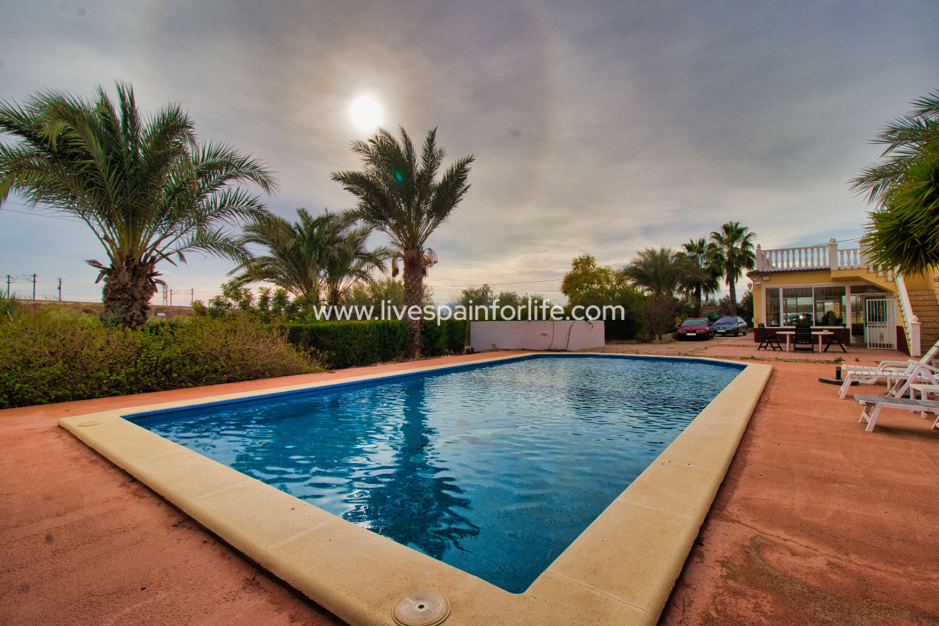 Resale - Country Property -
Crevillent