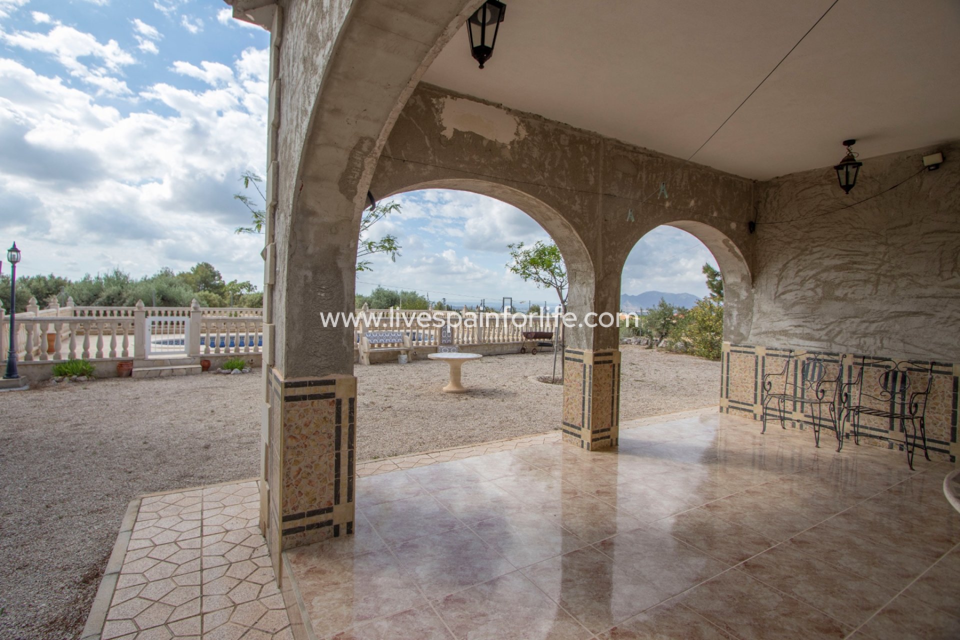 Resale - Country Property -
Crevillent