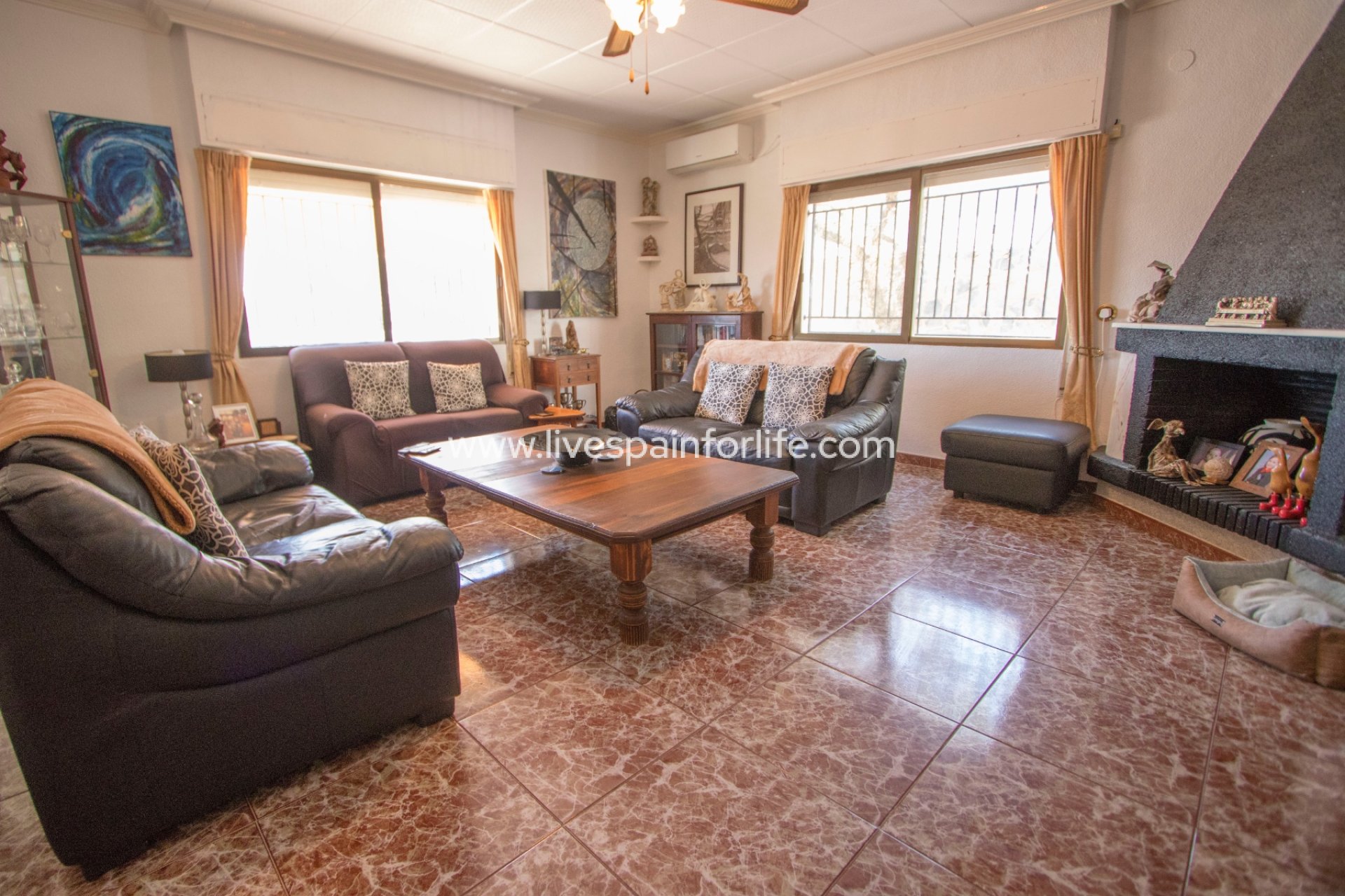 Resale - Country Property -
Crevillent