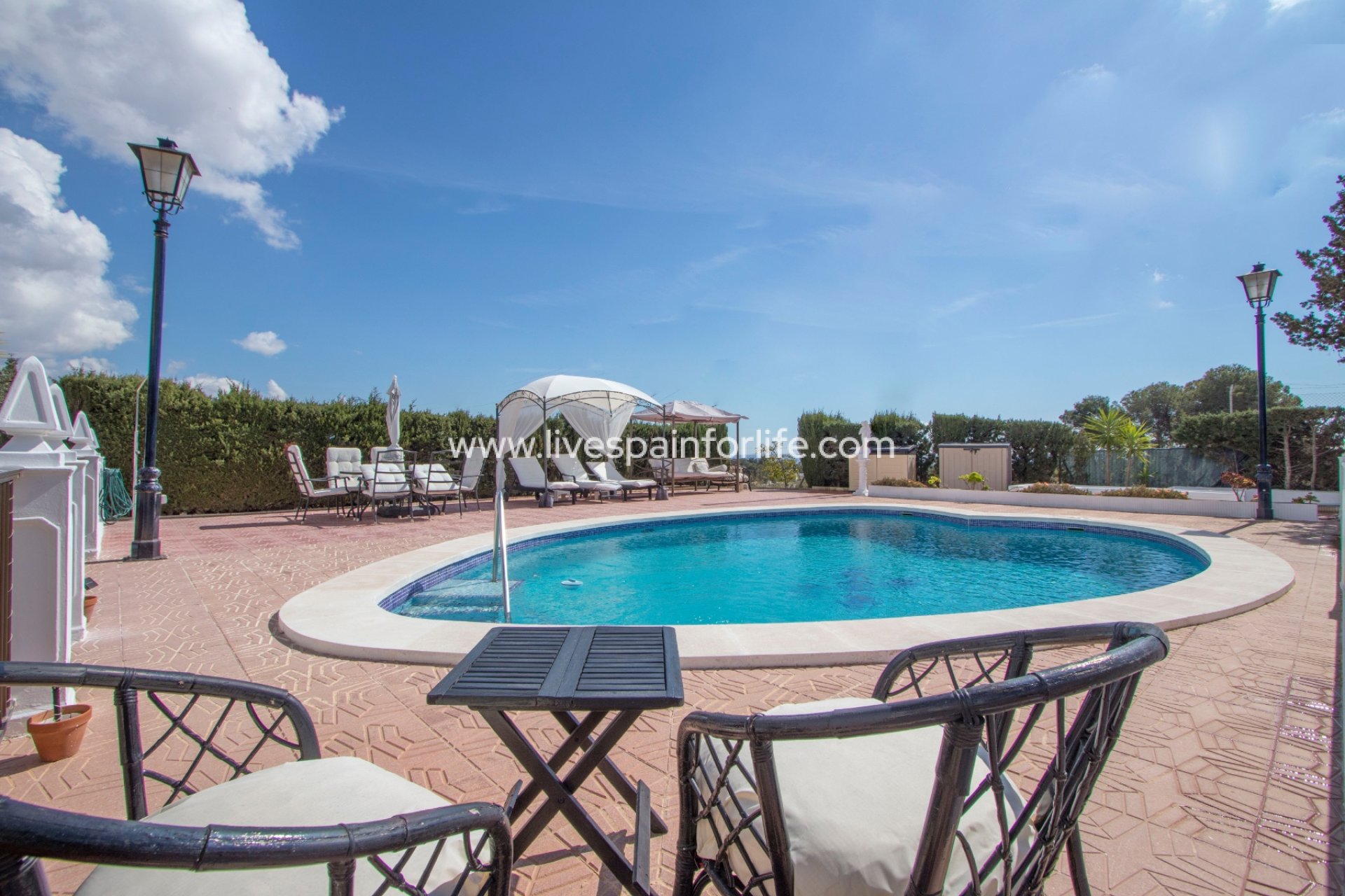 Resale - Country Property -
Crevillent