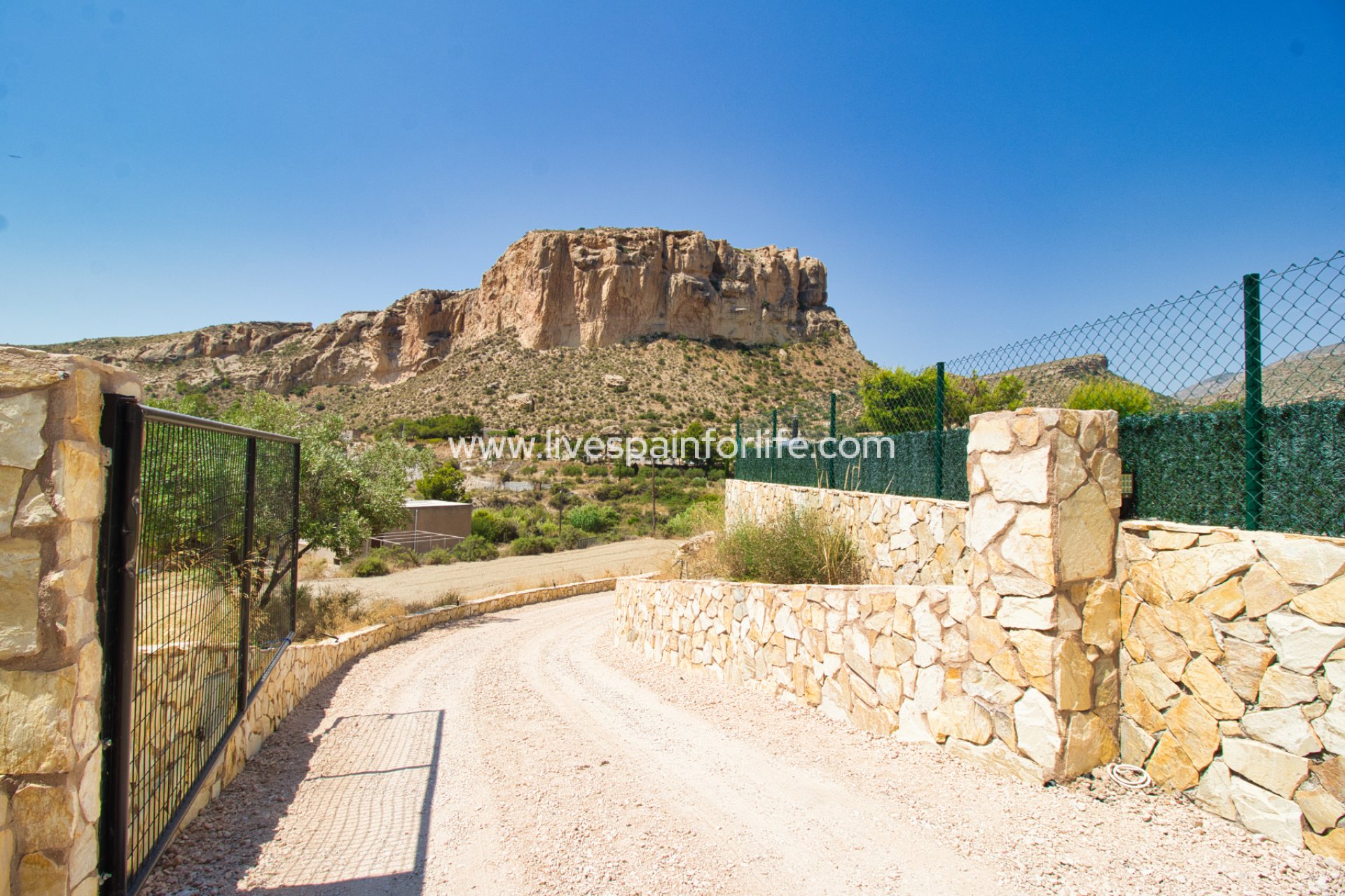 Resale - Country Property -
Crevillent