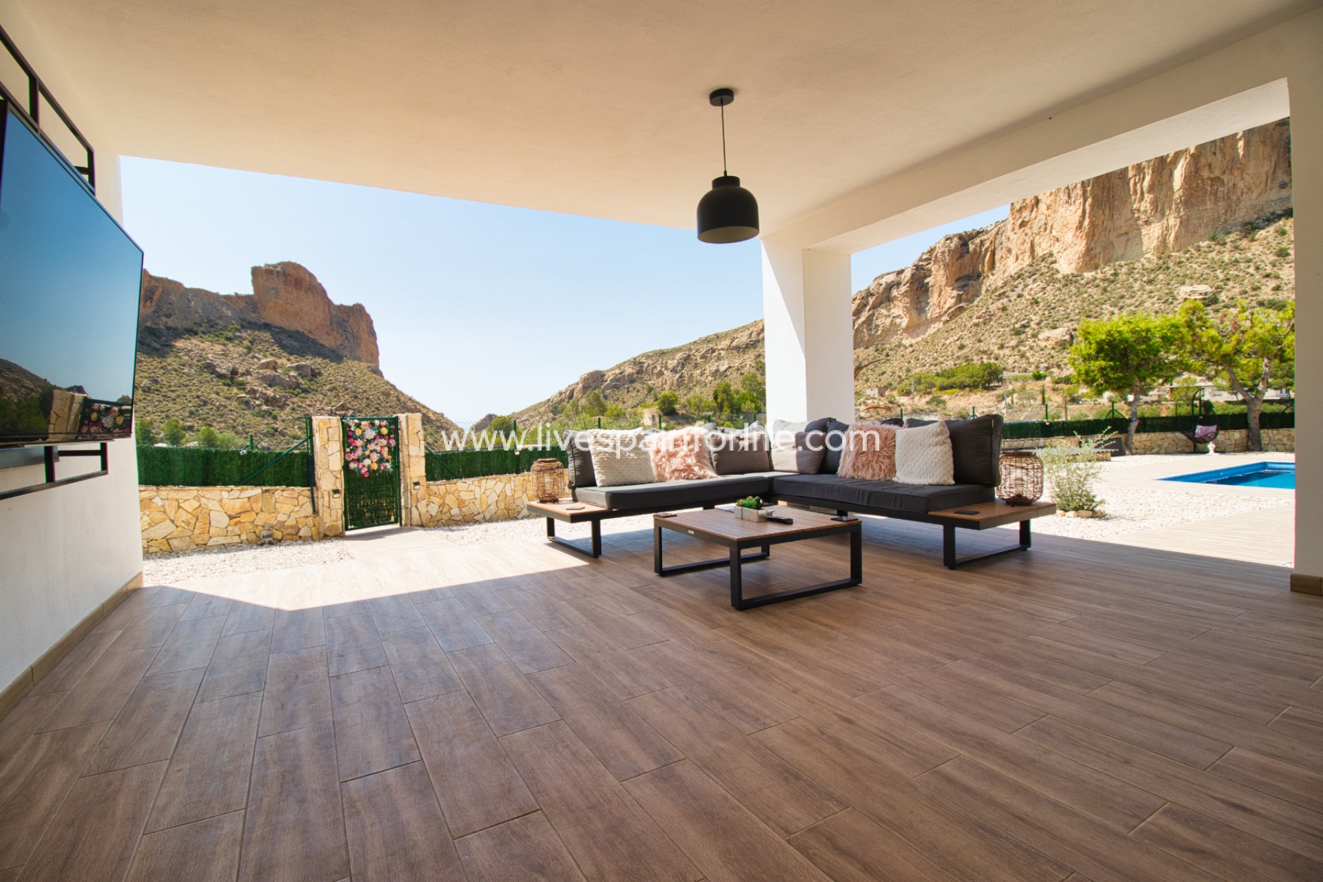 Resale - Country Property -
Crevillent