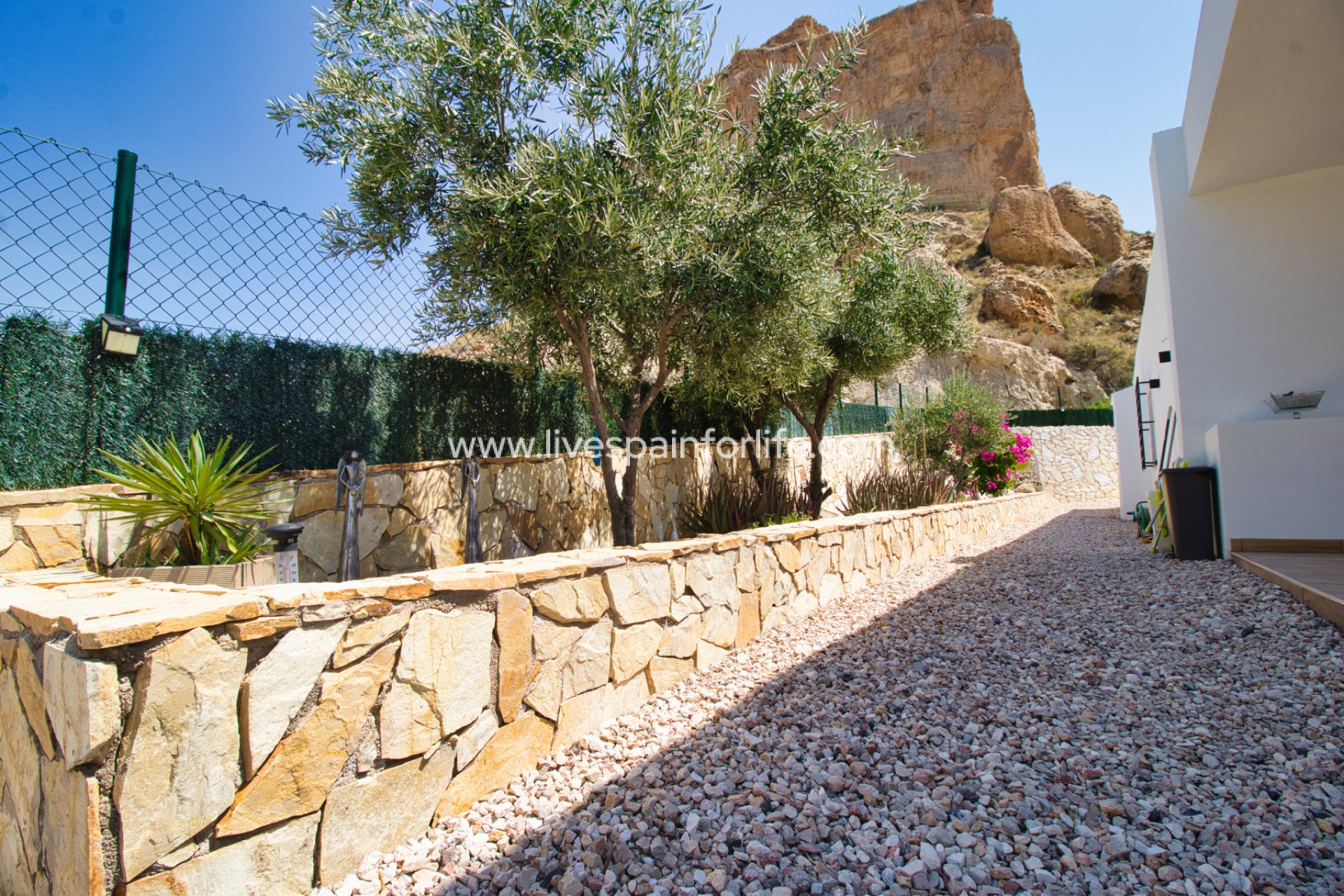 Resale - Country Property -
Crevillent
