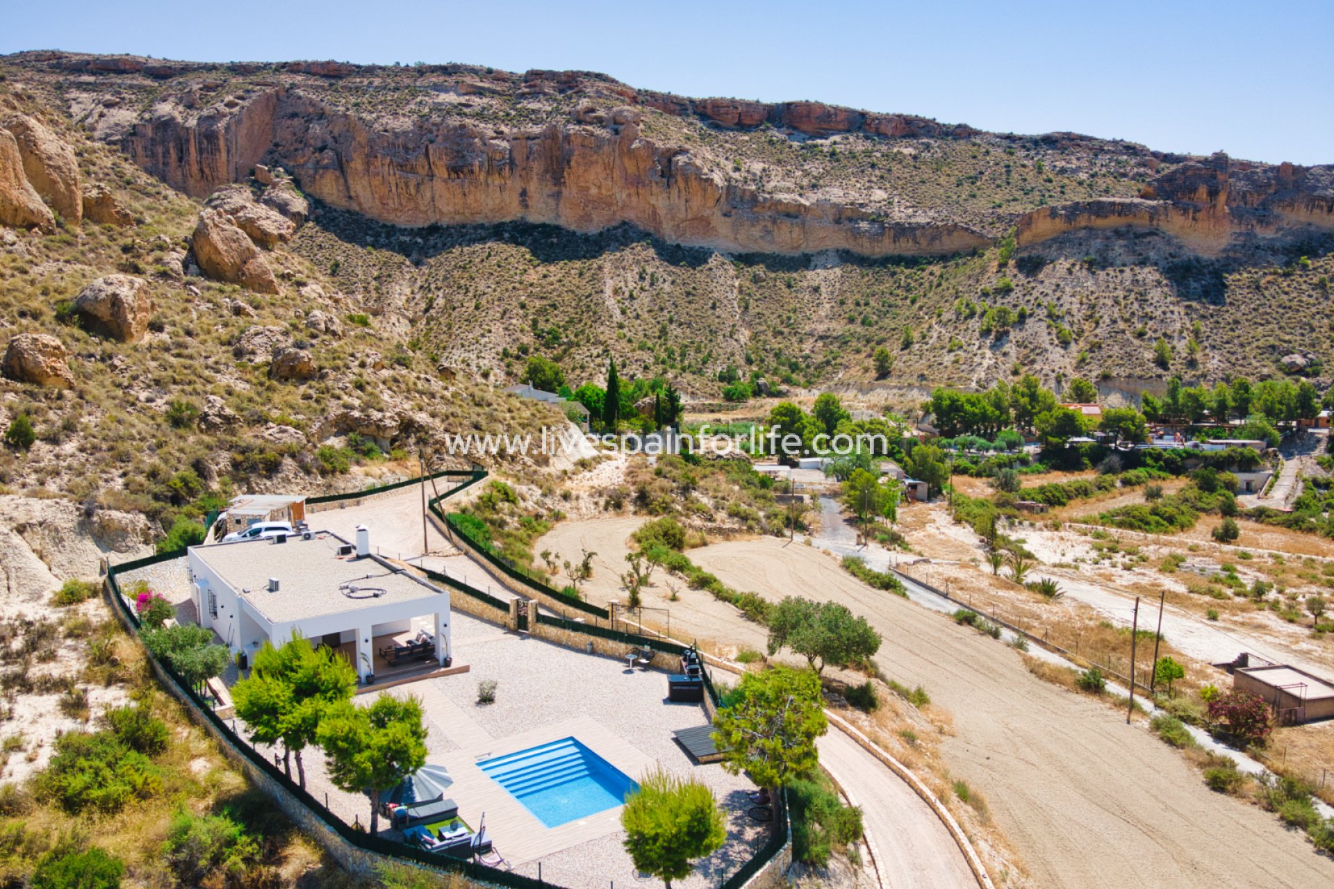 Resale - Country Property -
Crevillent
