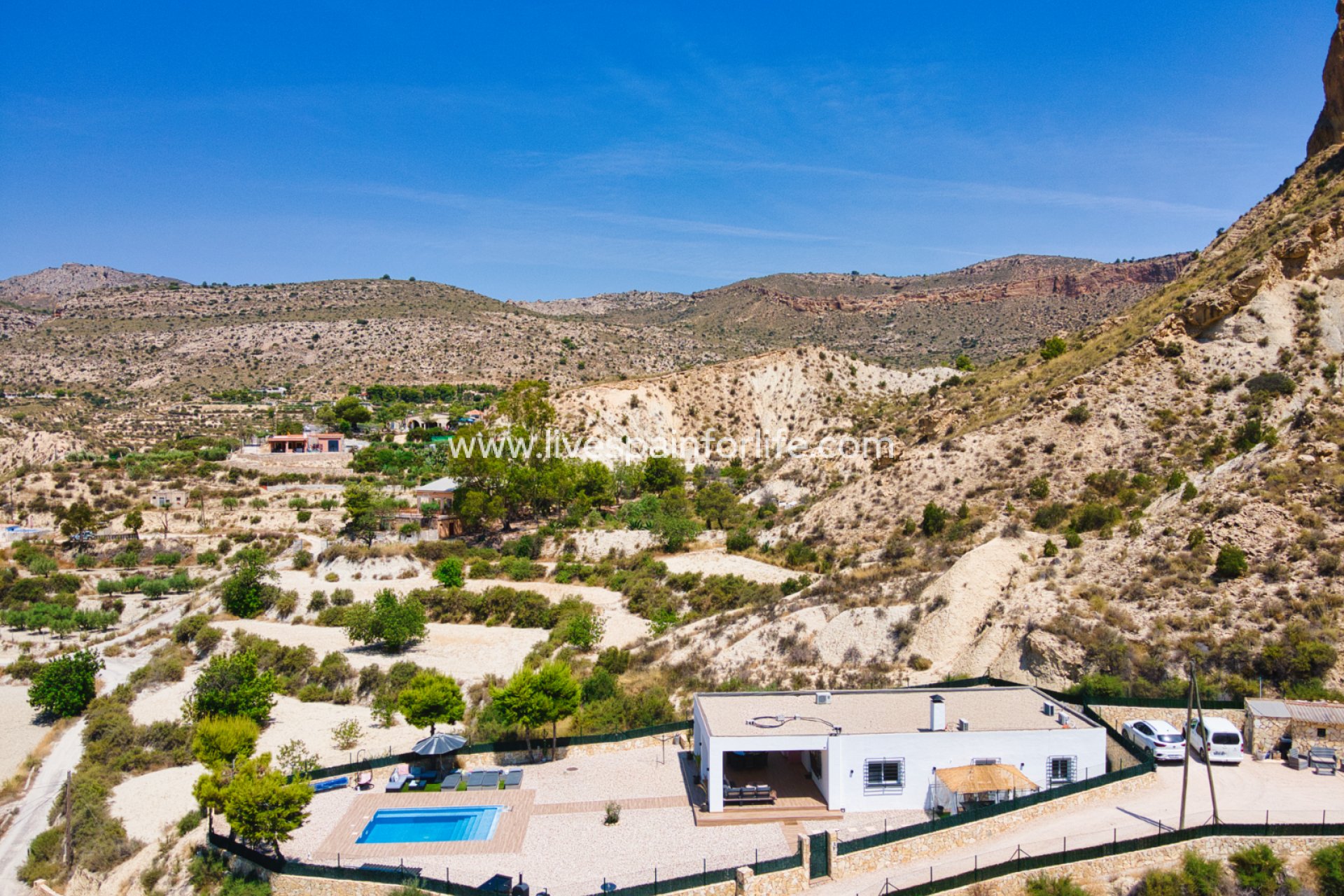 Resale - Country Property -
Crevillent