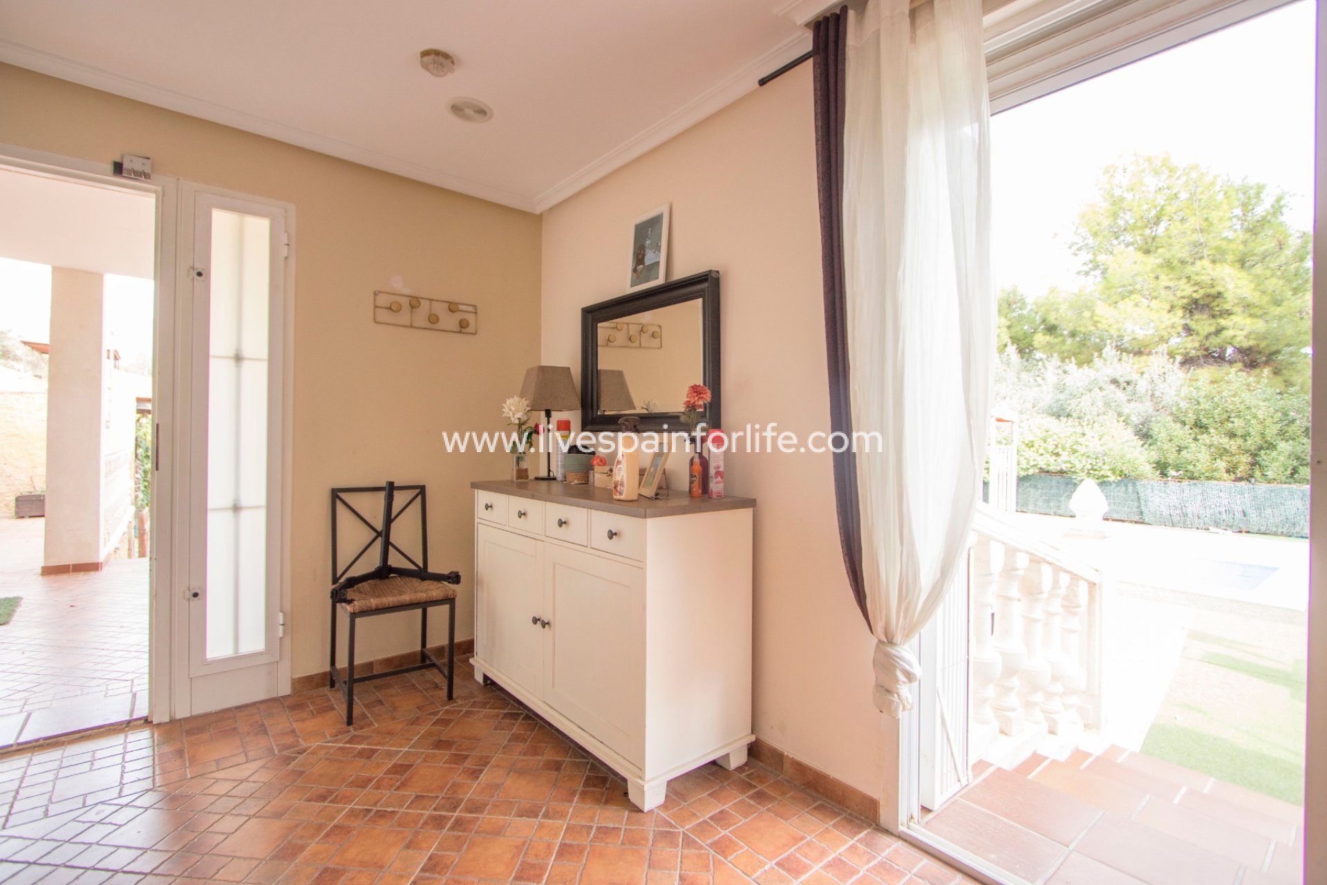 Resale - Country Property -
Crevillent