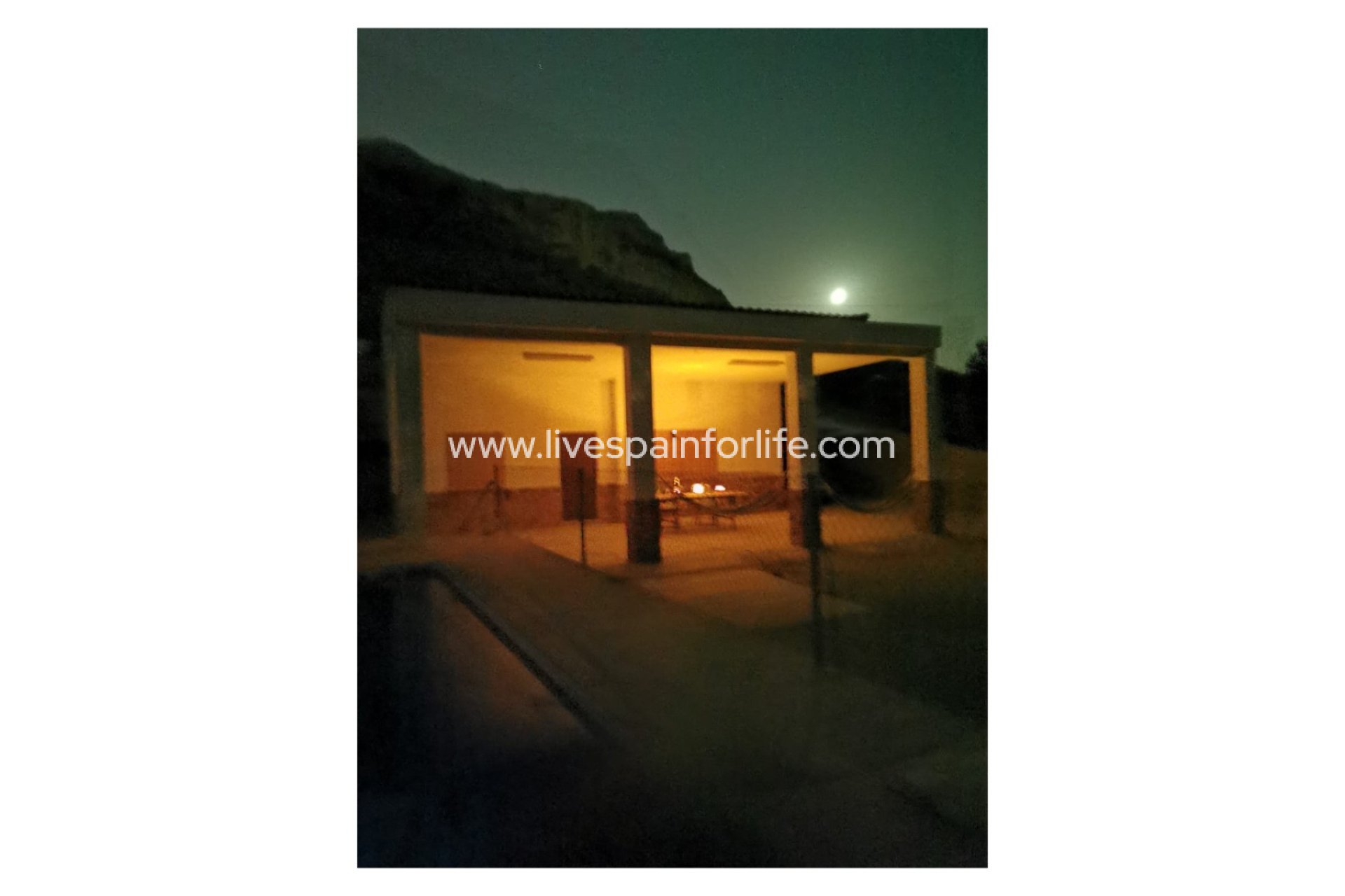 Resale - Country Property -
Crevillent
