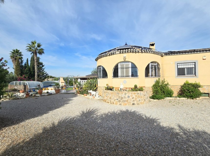 Resale - Country Property -
Dolores - 