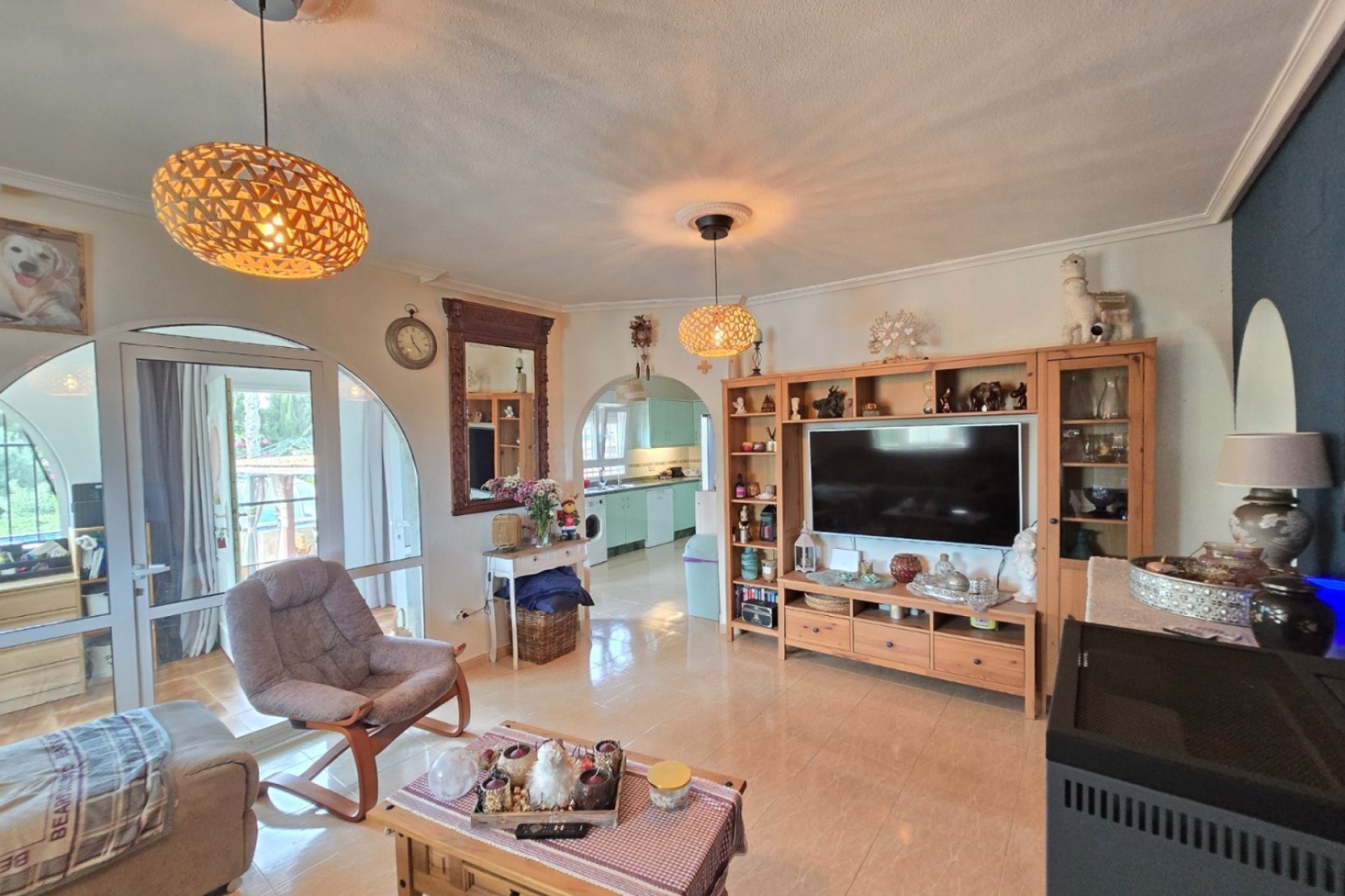 Resale - Country Property -
Dolores