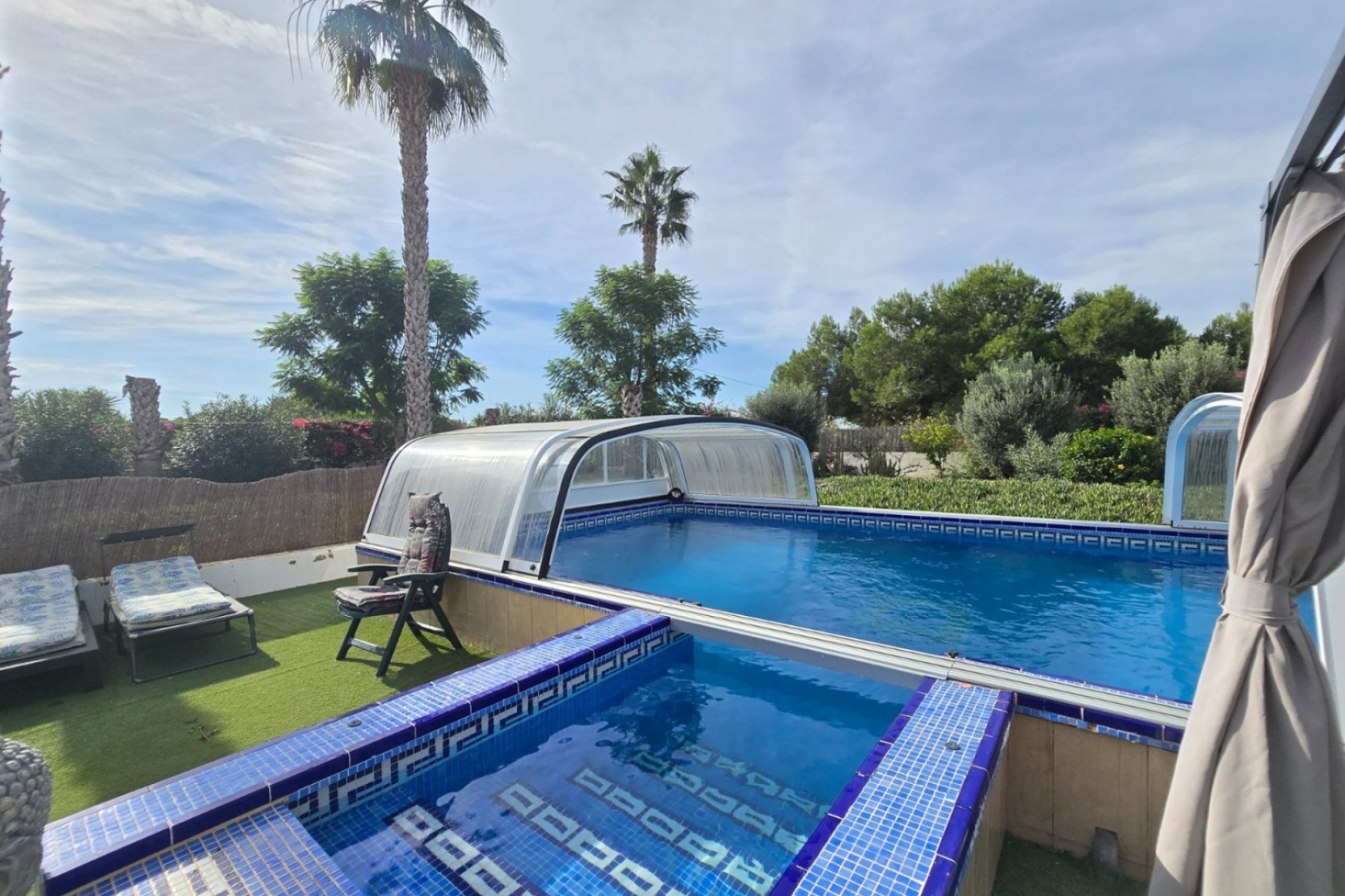 Resale - Country Property -
Dolores