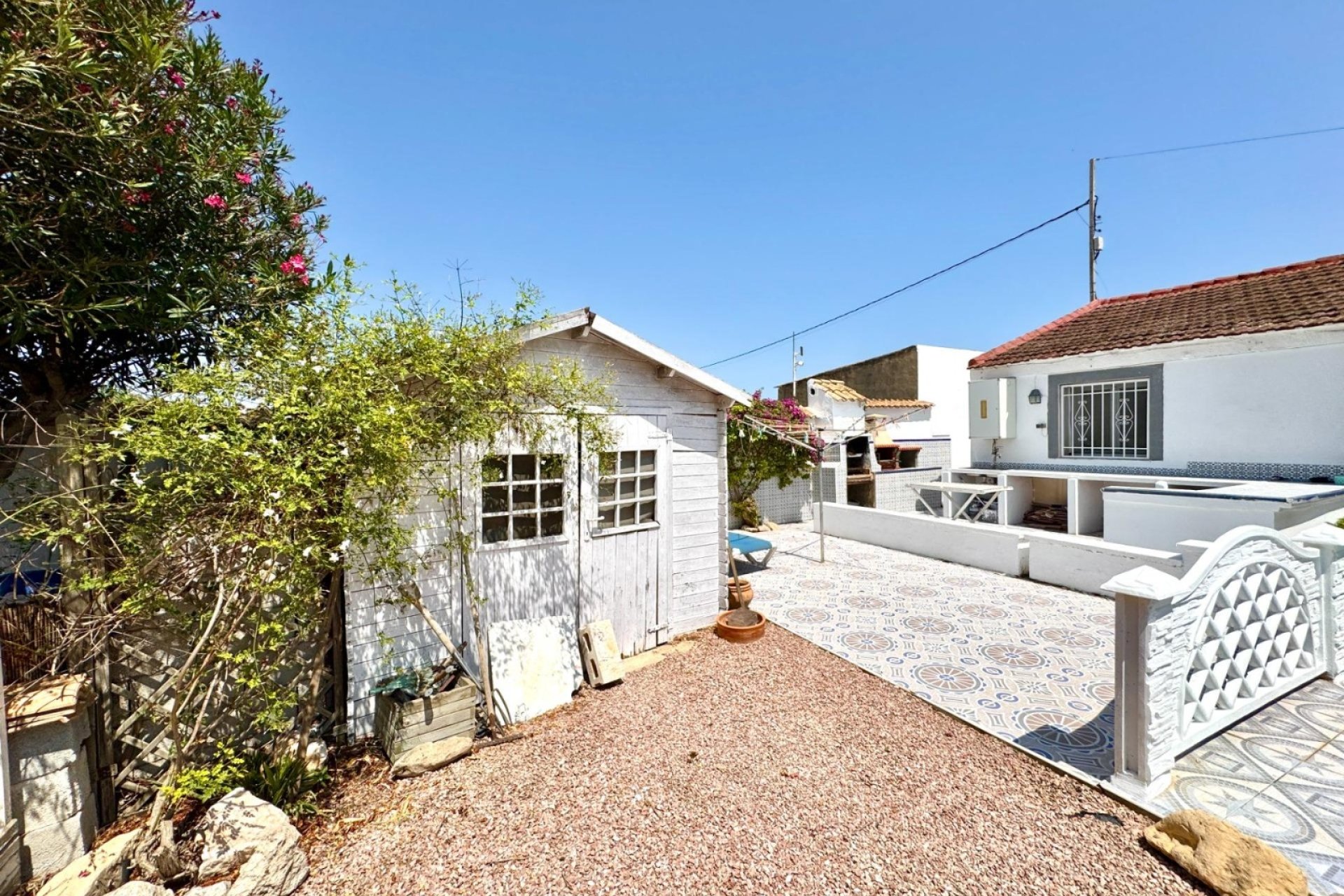 Resale - Country Property -
Dolores
