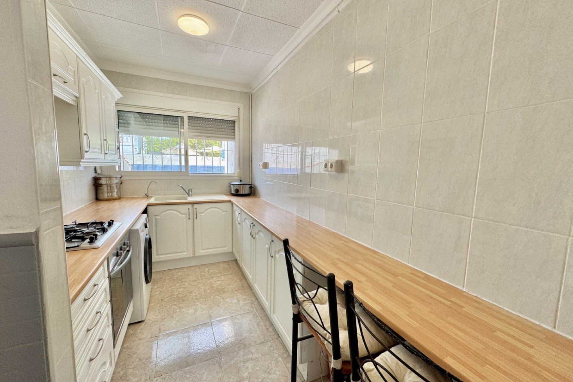 Resale - Country Property -
Dolores