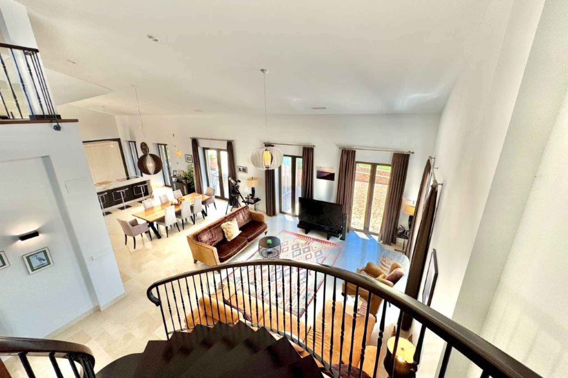 Resale - Country Property -
Dolores