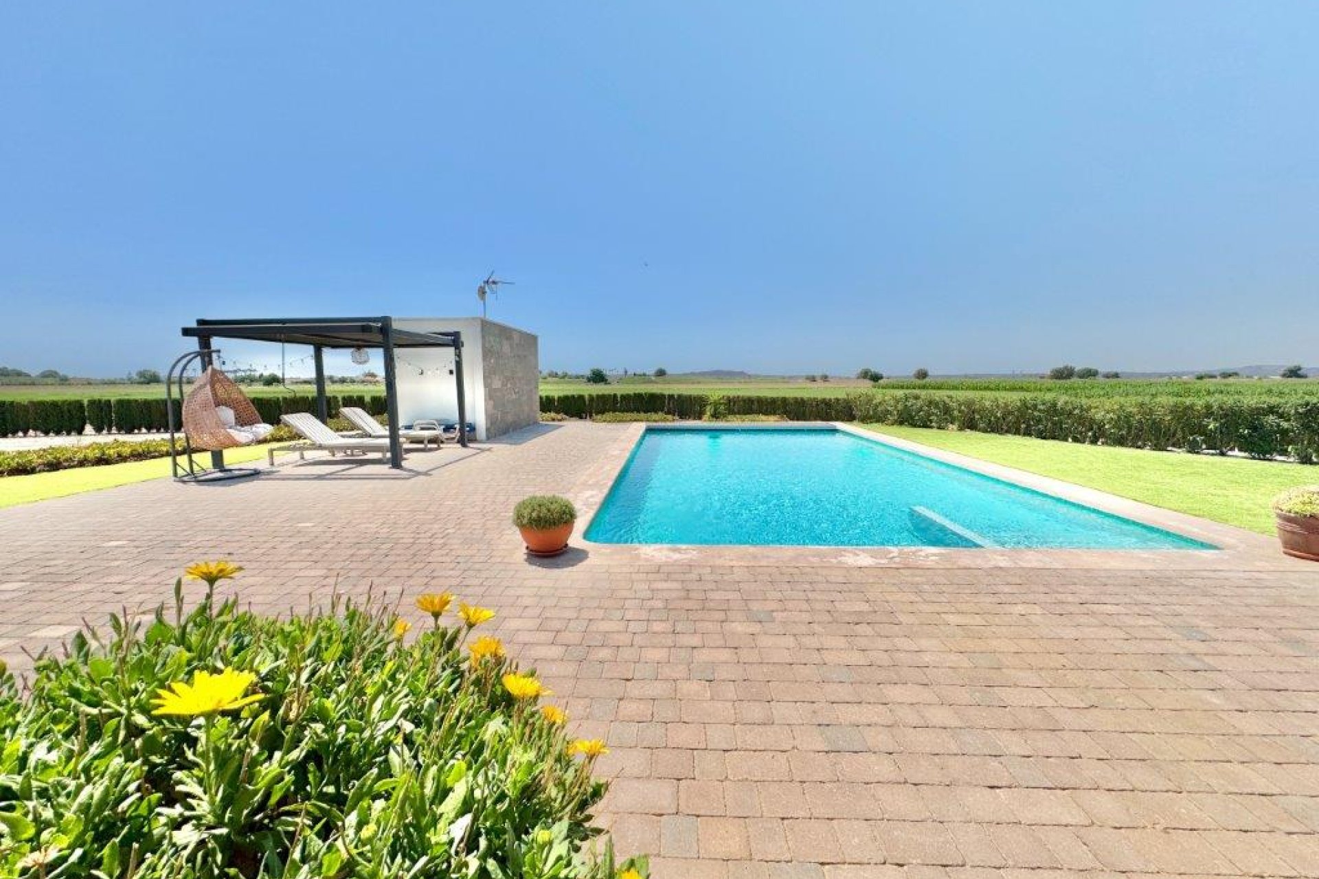 Resale - Country Property -
Dolores